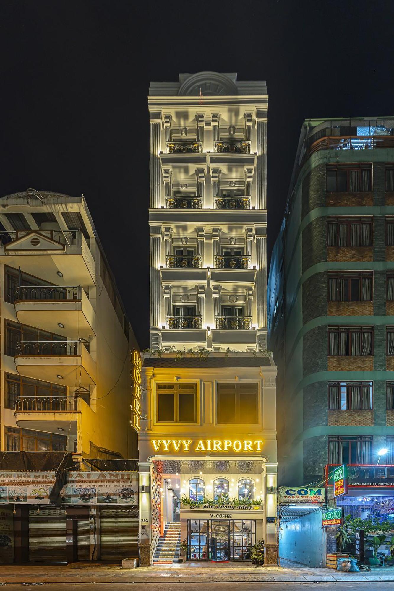 Collection O Vyvy Airport Ho Chi Minh City