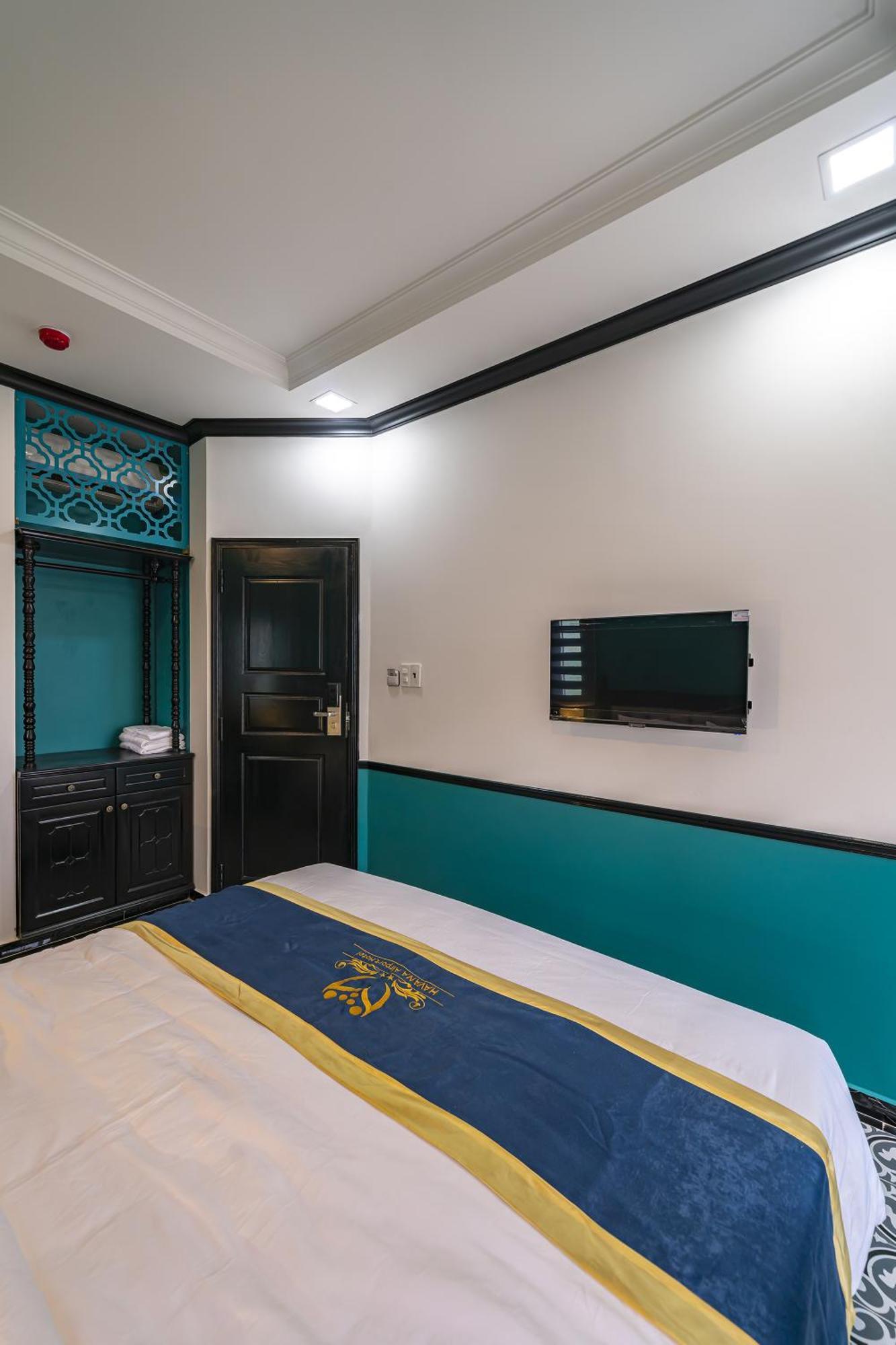 Collection O Vyvy Airport Hotel 3*