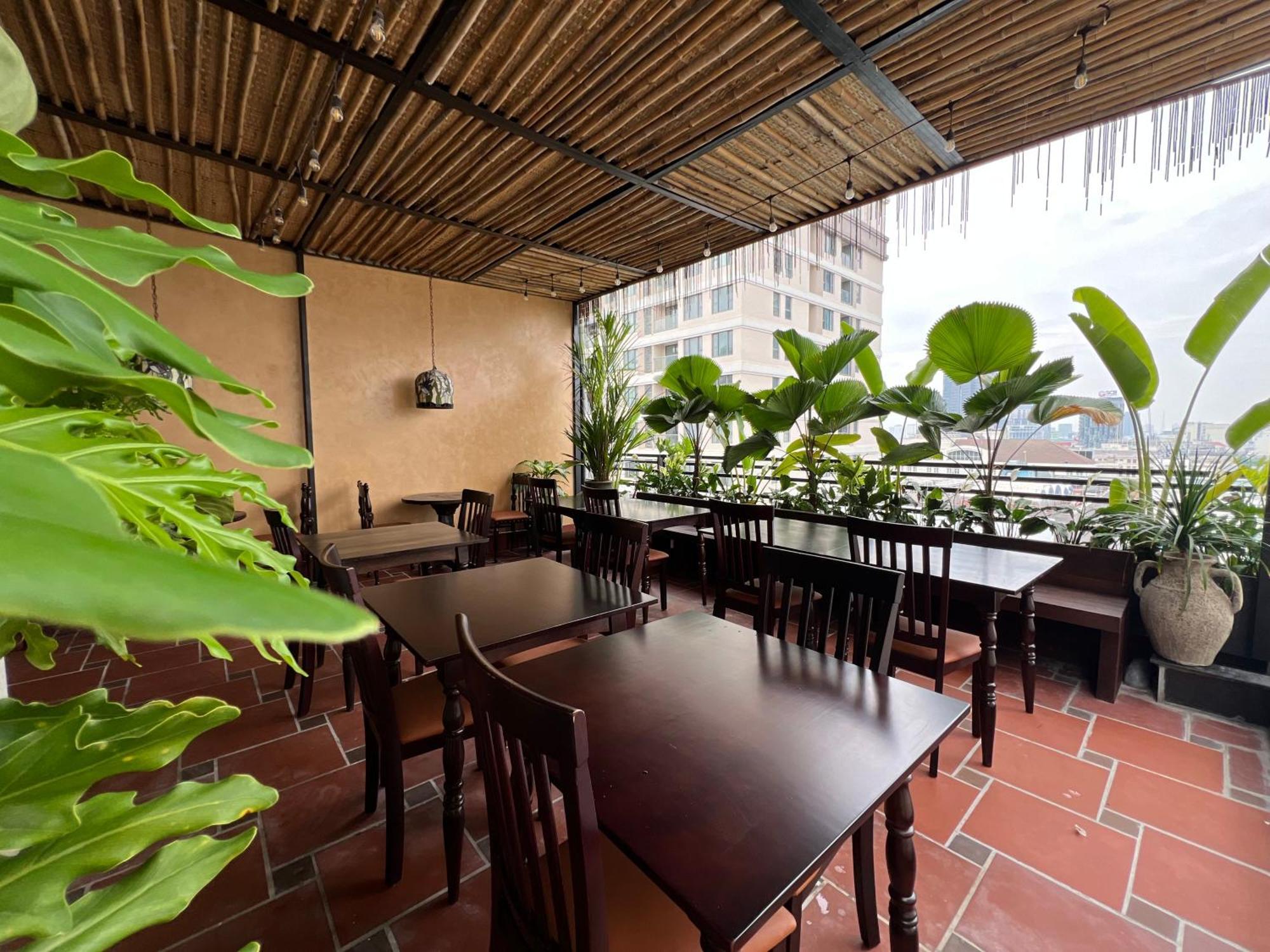Hotel M Village Hotel Premier Thi Sach Ho Chi Minh City