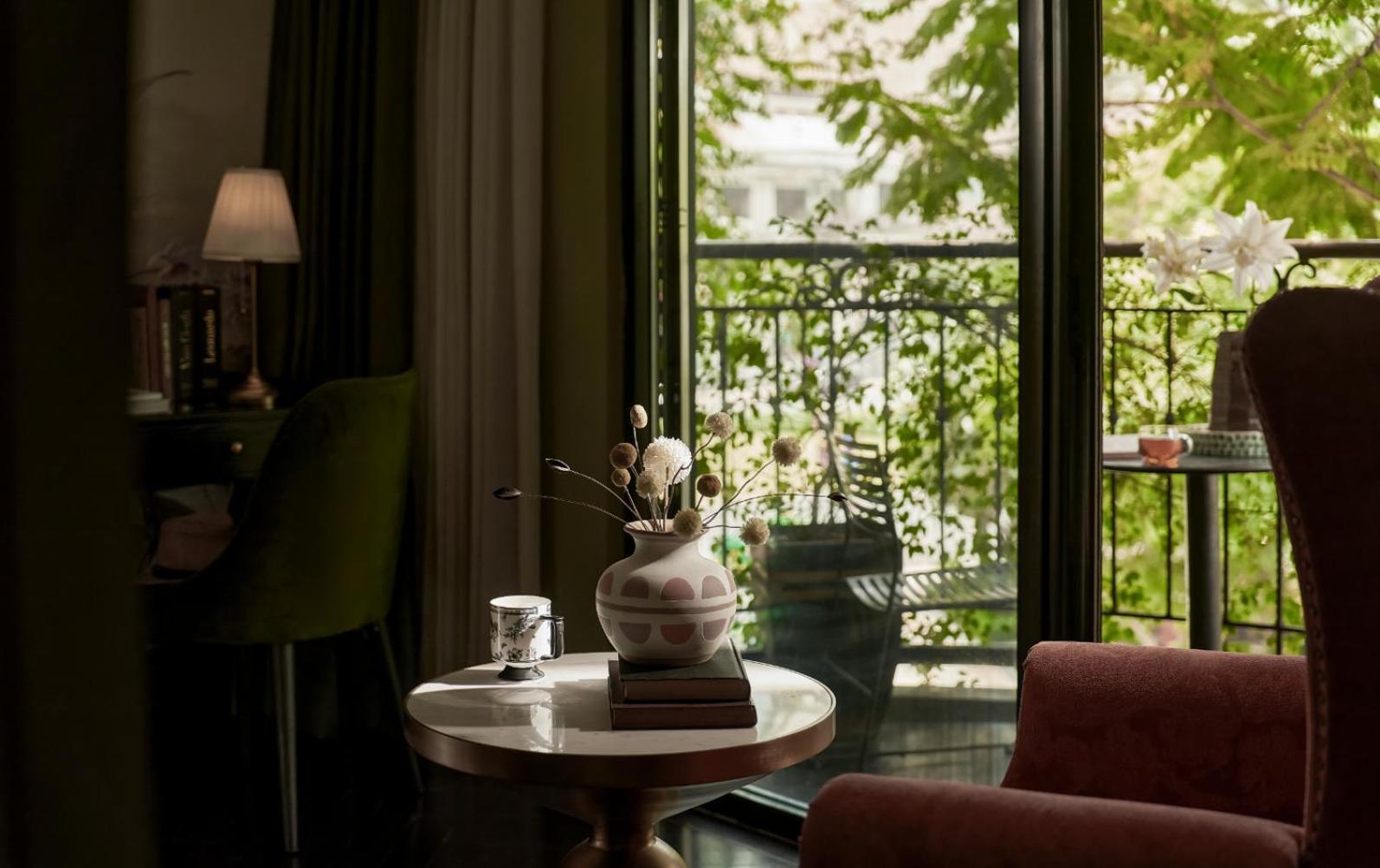 Hotel Signature By M Village Ba Trung 4*