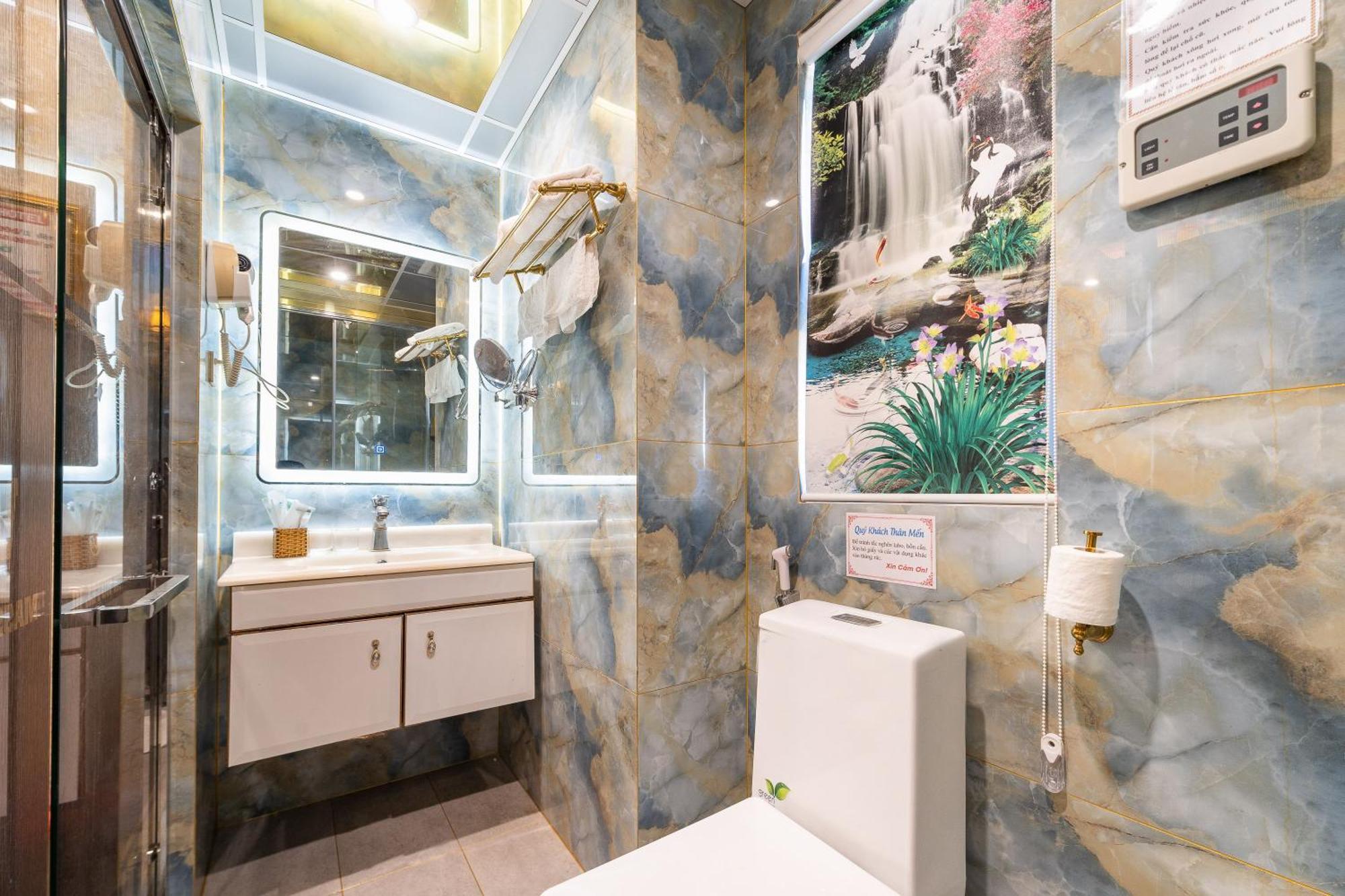 Hotel Townhouse District 10 Near Children Hospital 1 Formerly Cuong Thanh 3