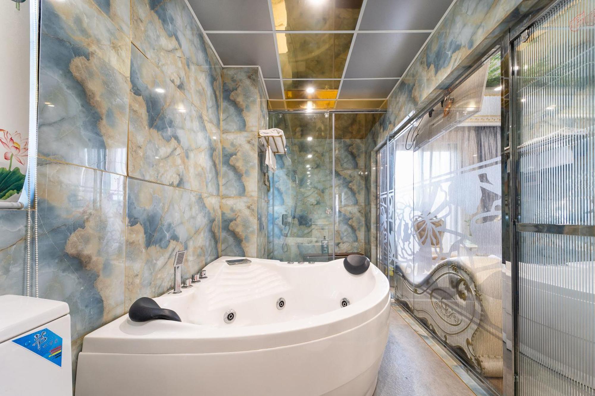 Hotel Townhouse District 10 Near Children Hospital 1 Formerly Cuong Thanh 3