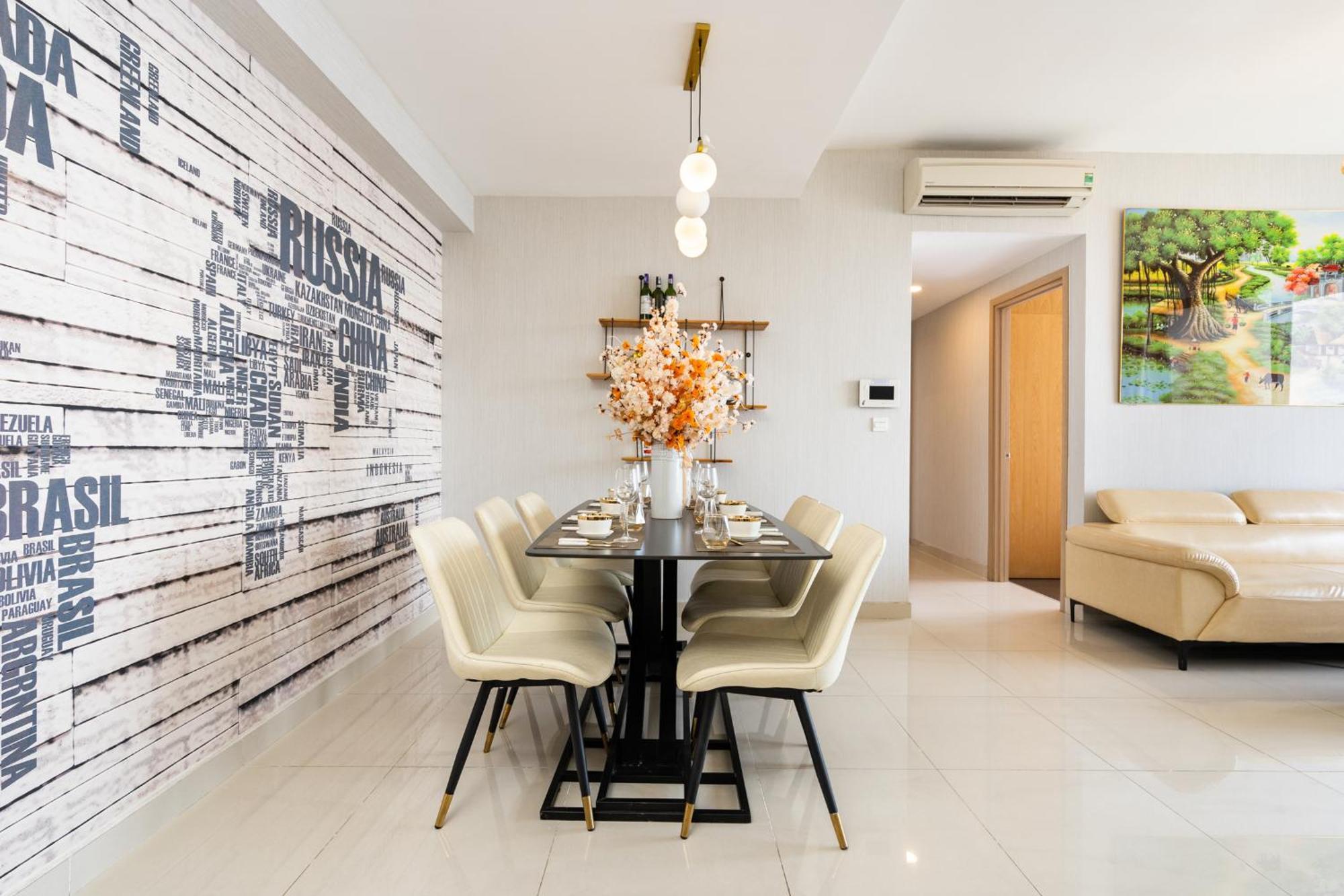 Awesome Rivergate Apartment - Cbd In Hcm City Apartment