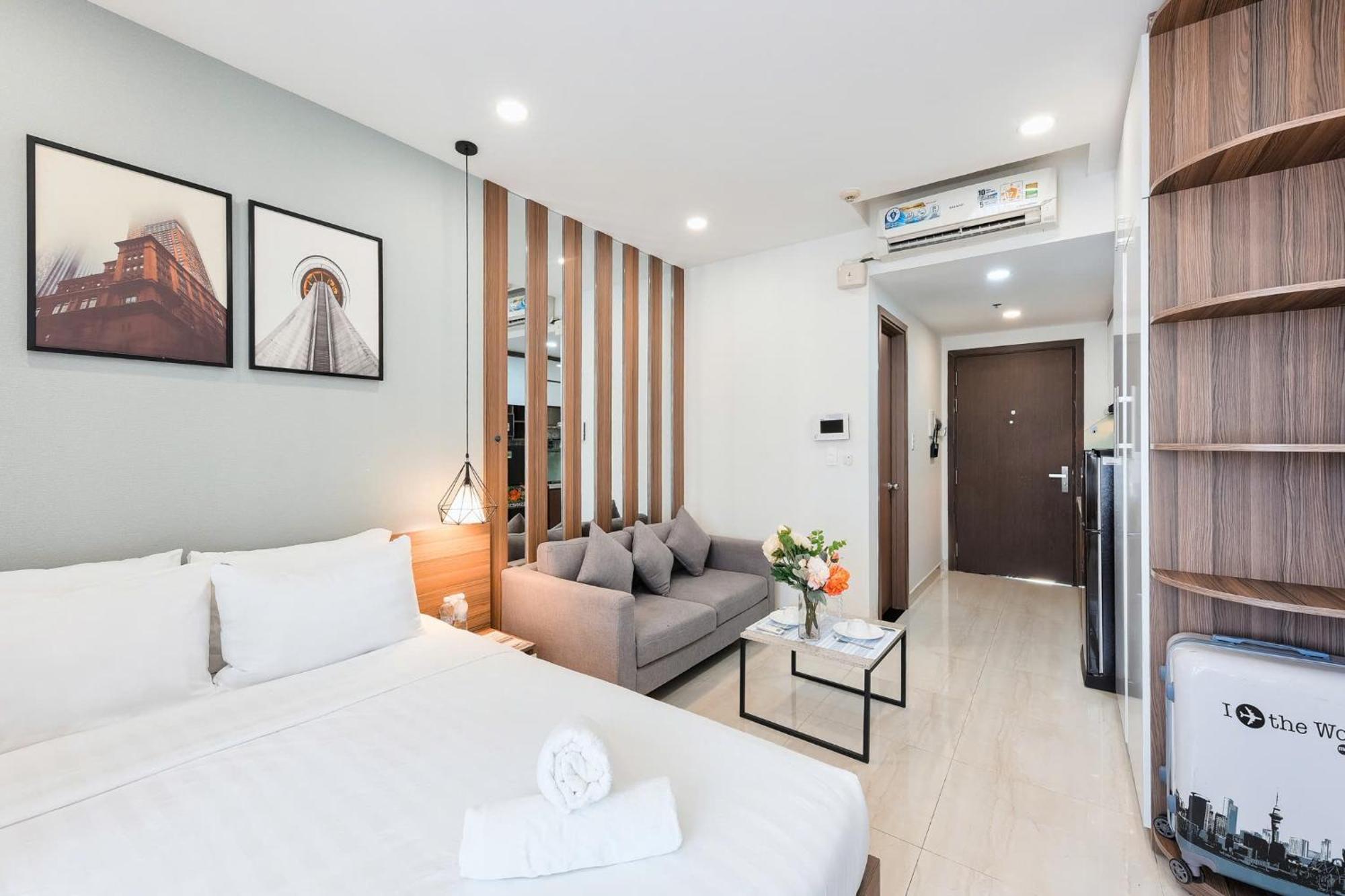 Awesome Rivergate Apartment - Cbd In Hcm City Apartment