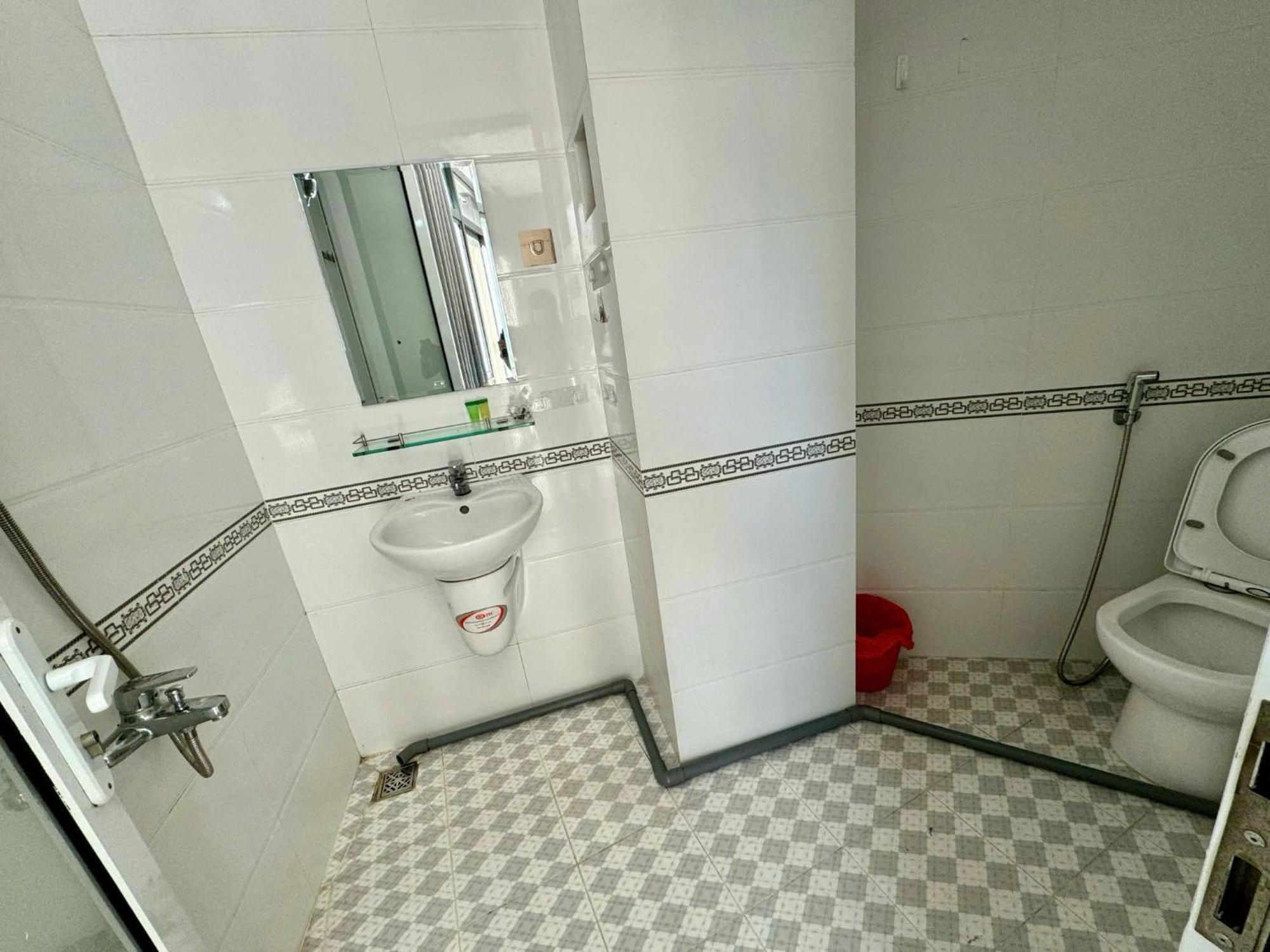 Dlux Bui Them Khách sạn hẻo lánh