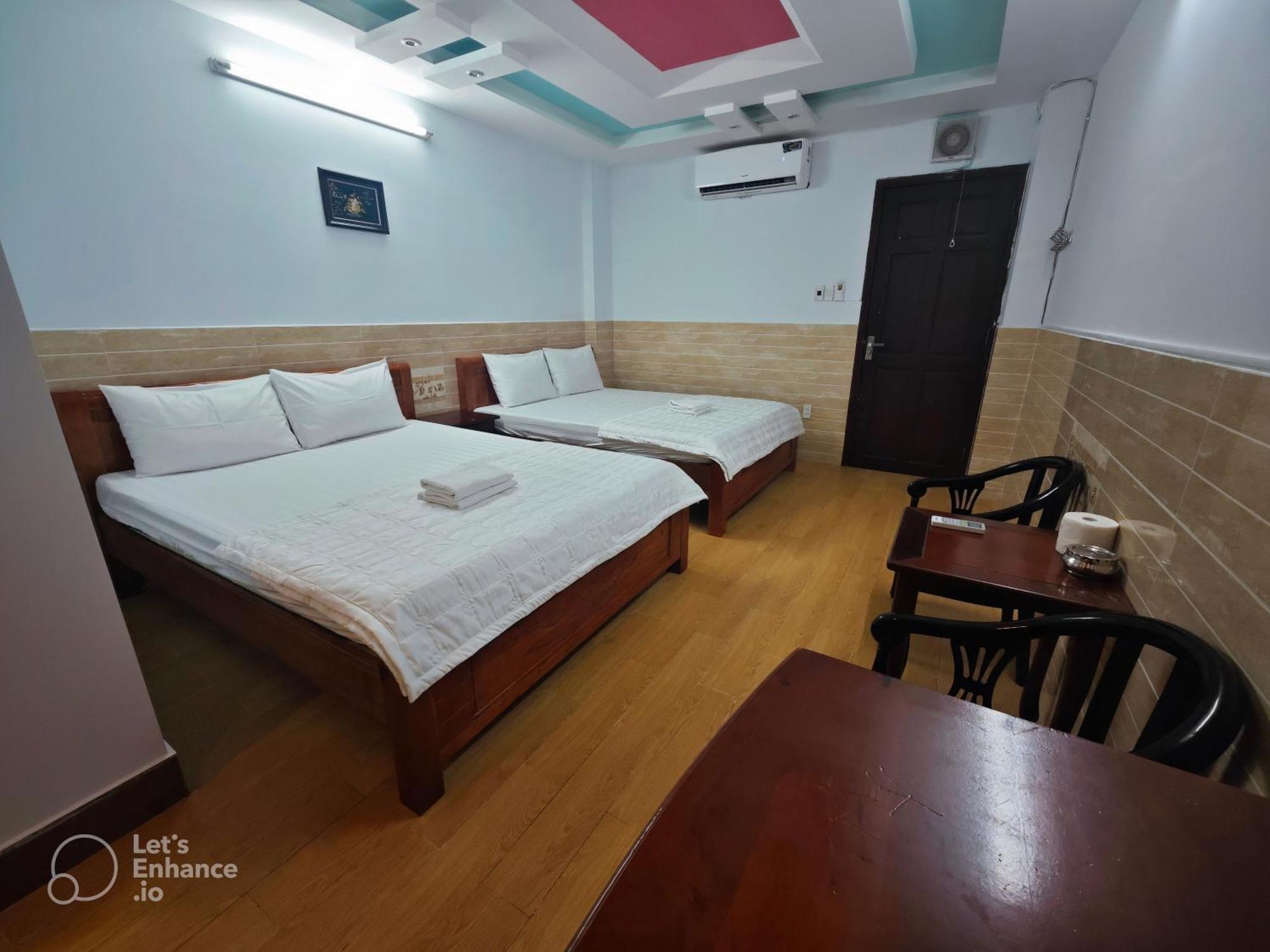 Khach San Nhu Y Bandar Ho Chi Minh