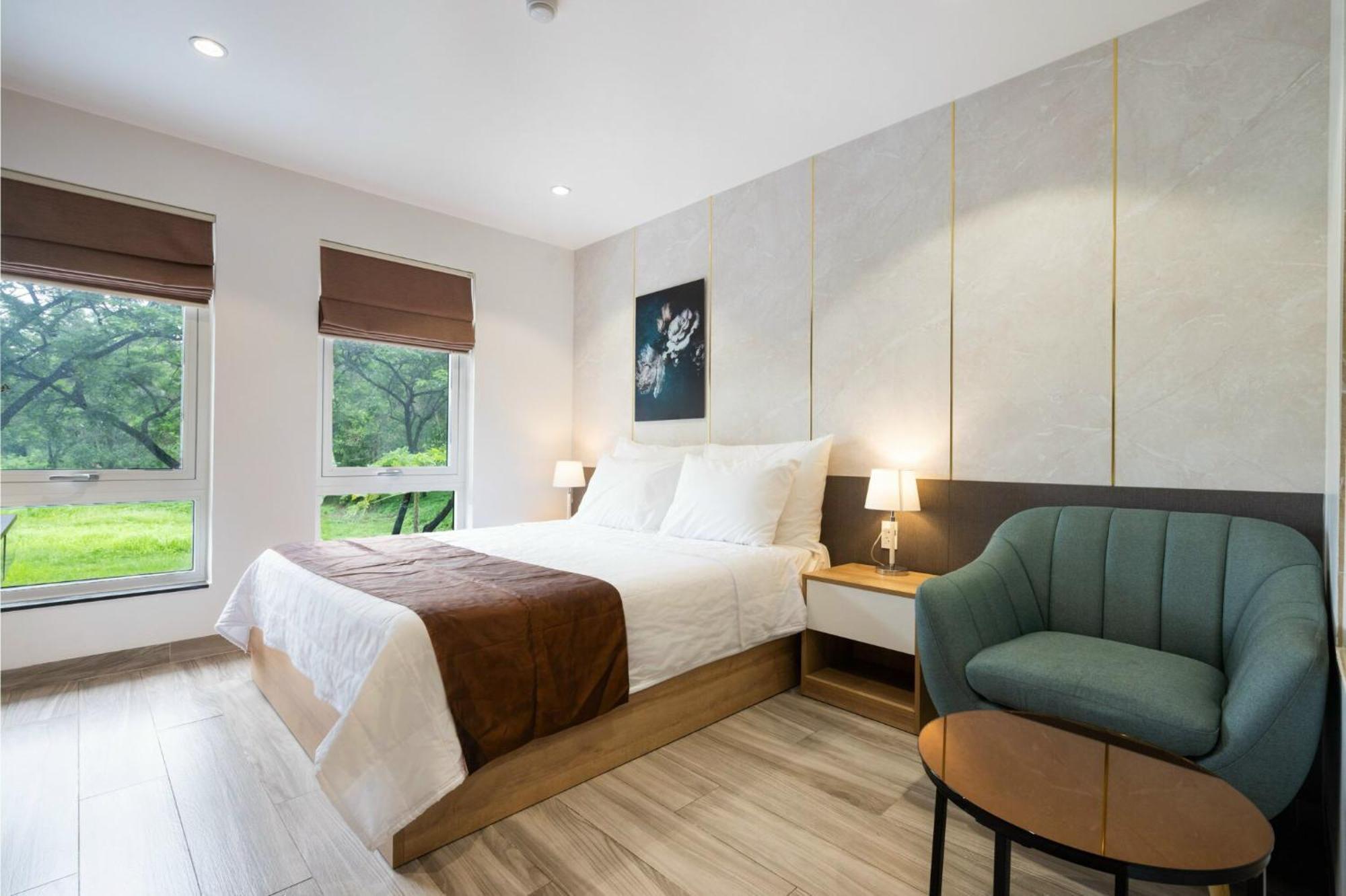 Nina Hotel