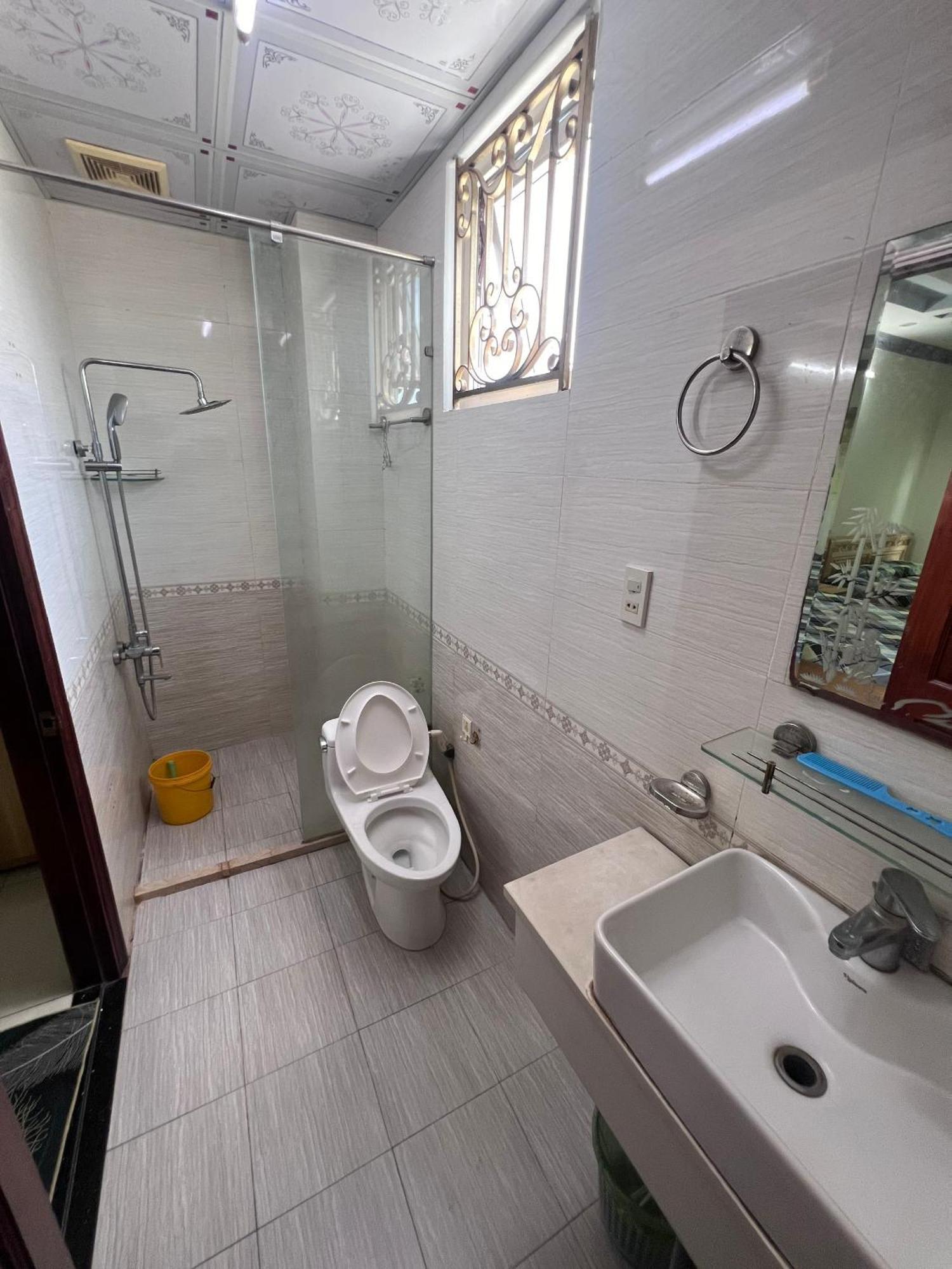 Hotel Nha Nghi Happy