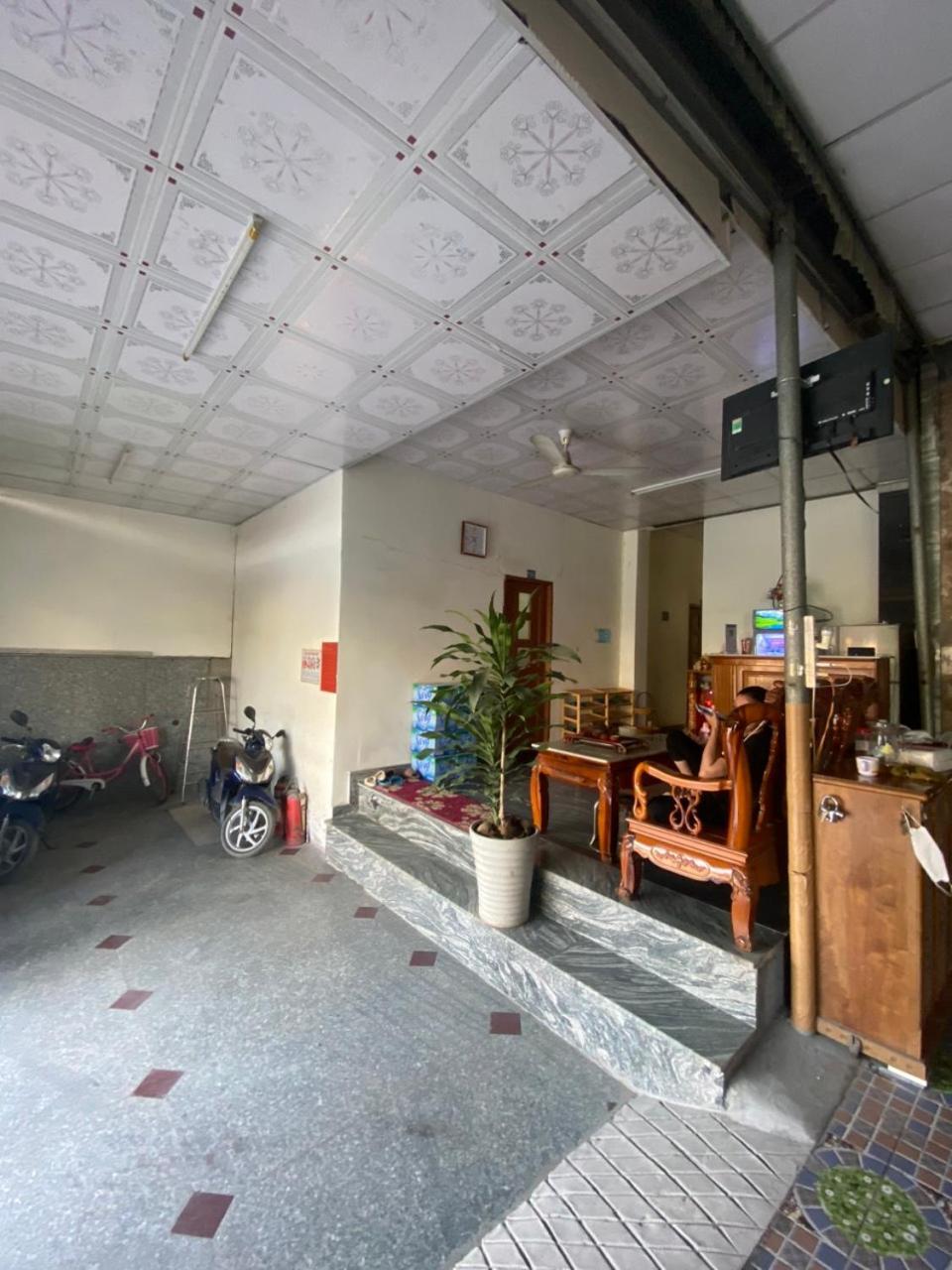 Nha Nghi Happy Hotel Ho Chi Minh City