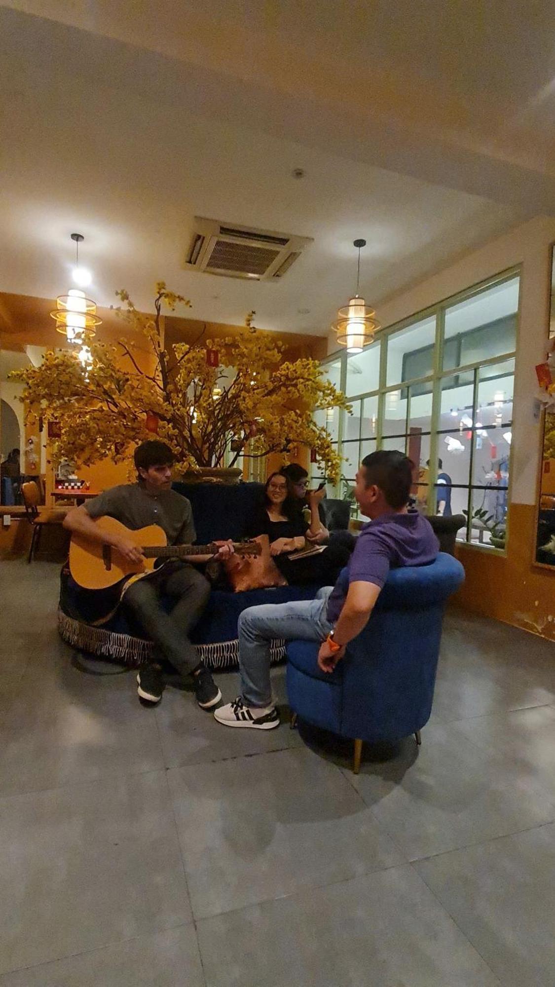 Myths Saigon 3*
