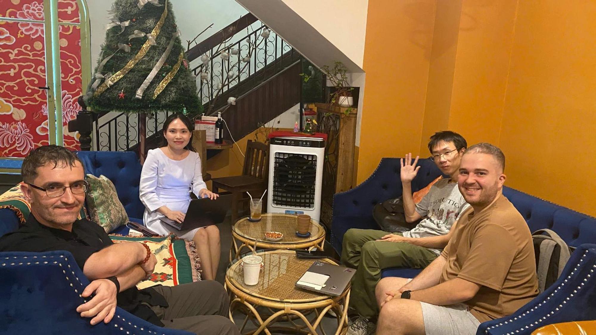 Myths Saigon Khách sạn 3*