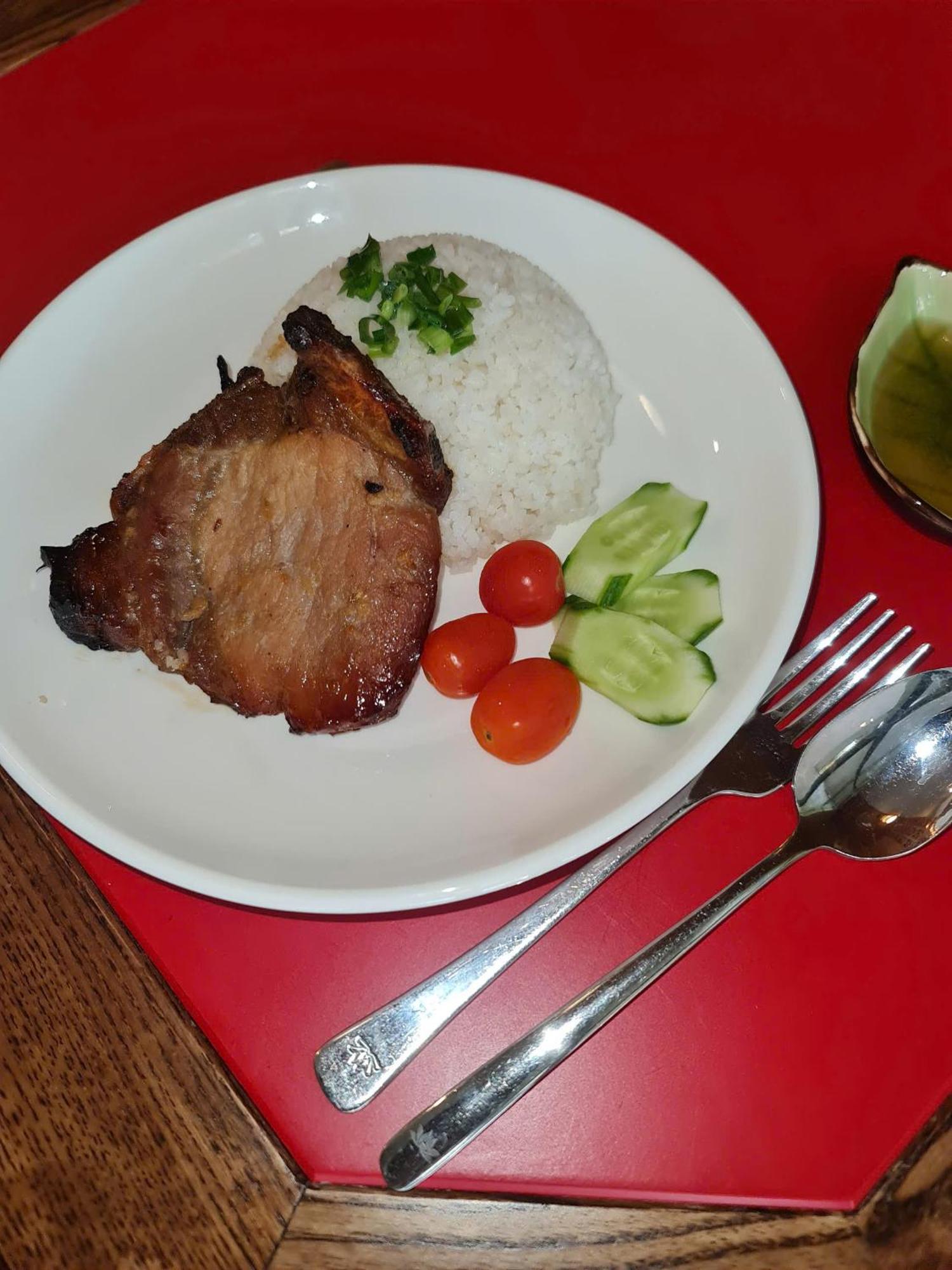 Myths Saigon 3*