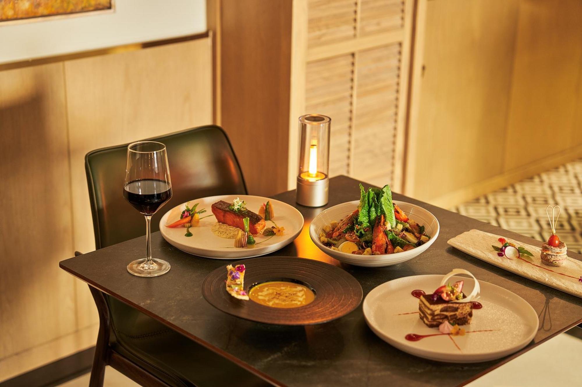 La Siesta Premium Saigon TP. Hồ Chí Minh
