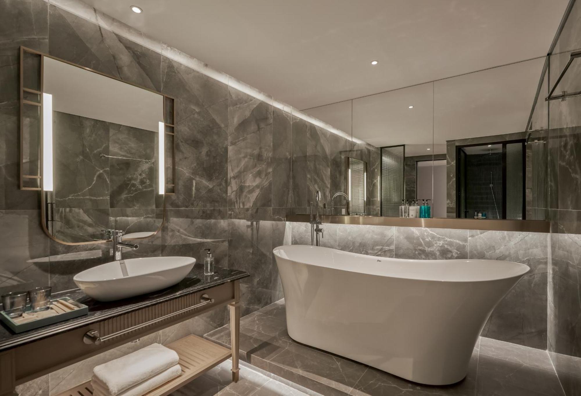 La Siesta Premium Saigon TP. Hồ Chí Minh