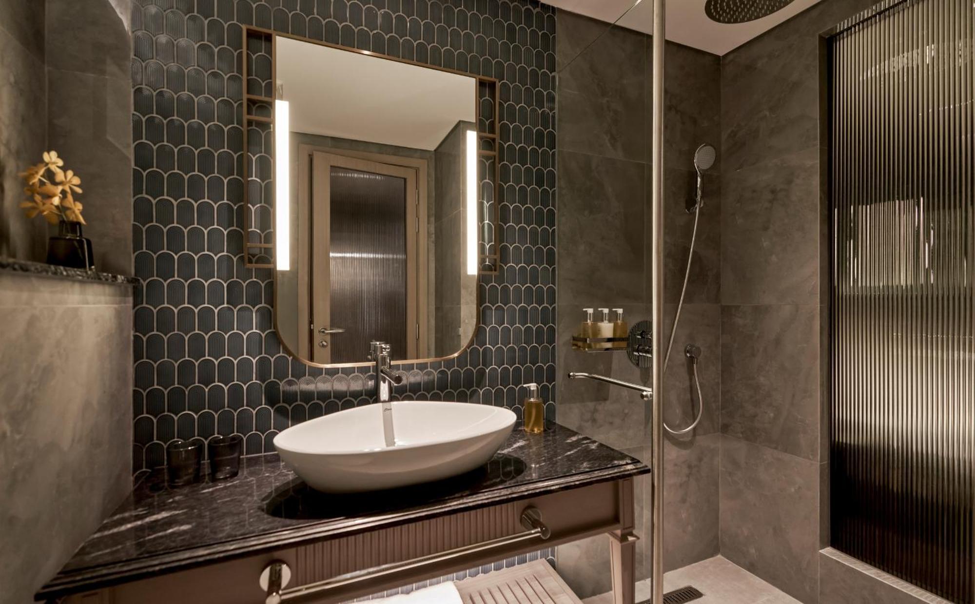 La Siesta Premium Saigon Khách sạn 5*