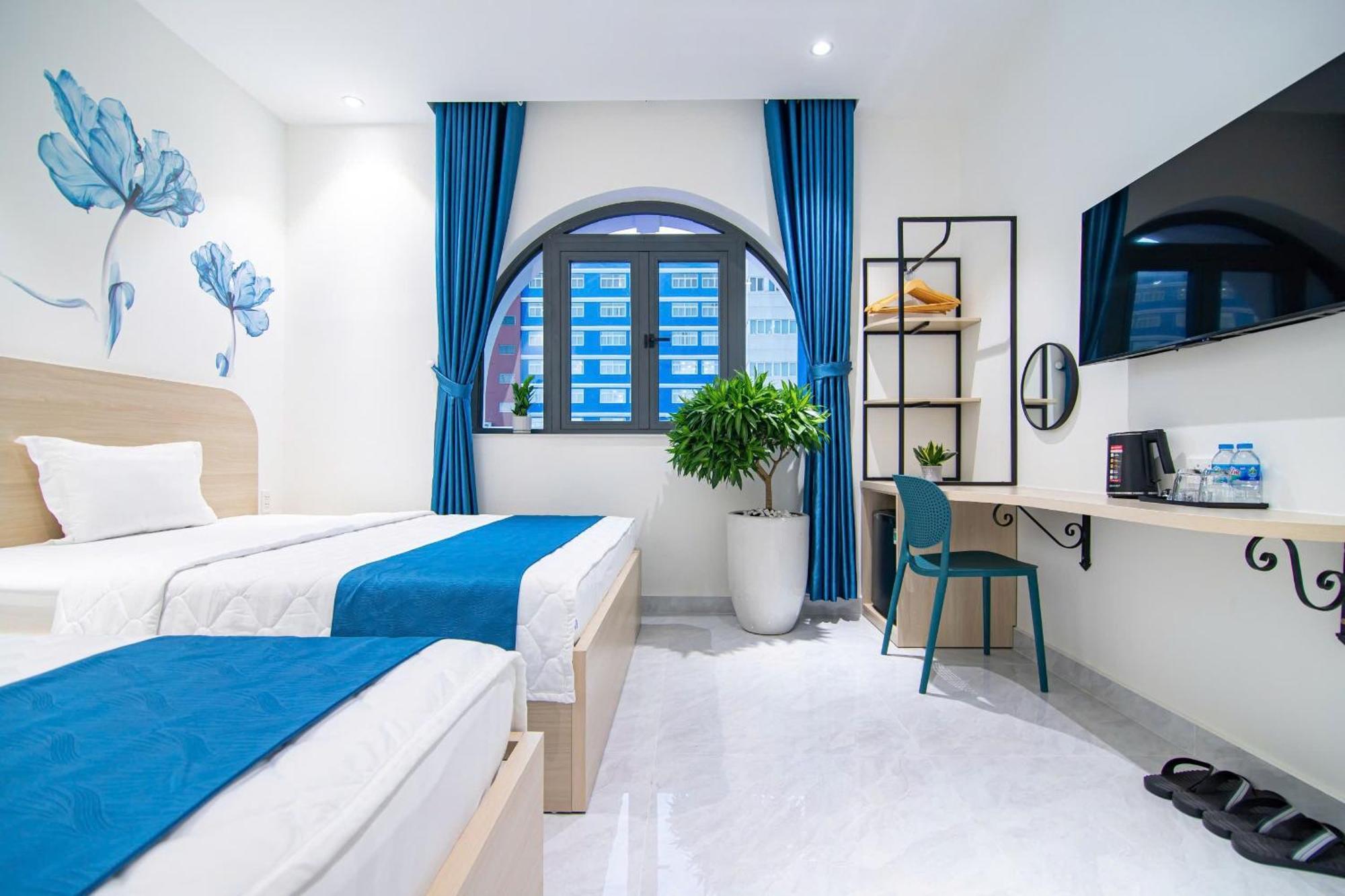Bin Bin 14 Near Vstar School D7 Hotel *