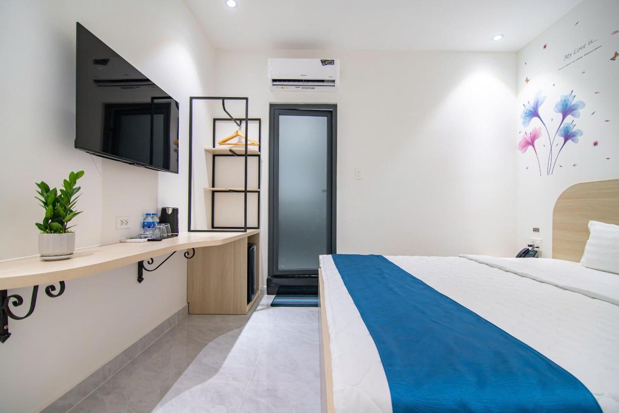 Bin Bin 14 Near Vstar School D7 Hotel Ho Chi Minh City