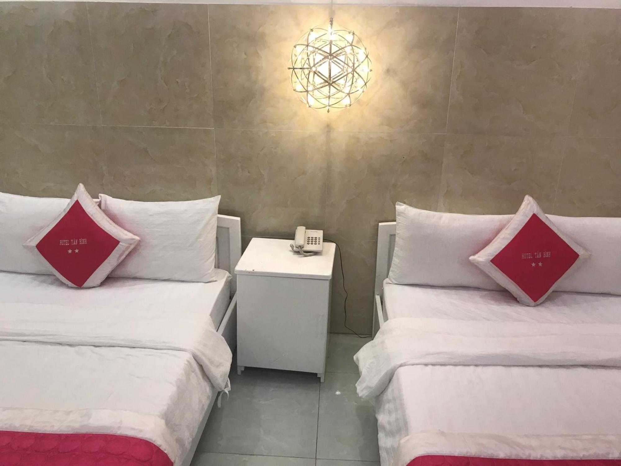 Quynh Huong Phu Nhuan Hotel *