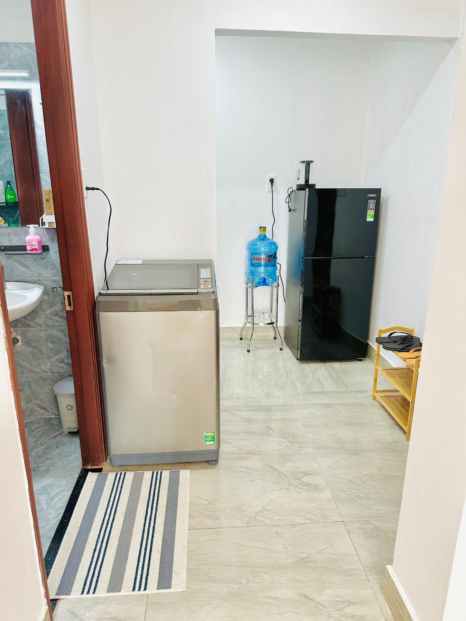 I Riverside B602 I Sky High W Kitchen And View Apartment *