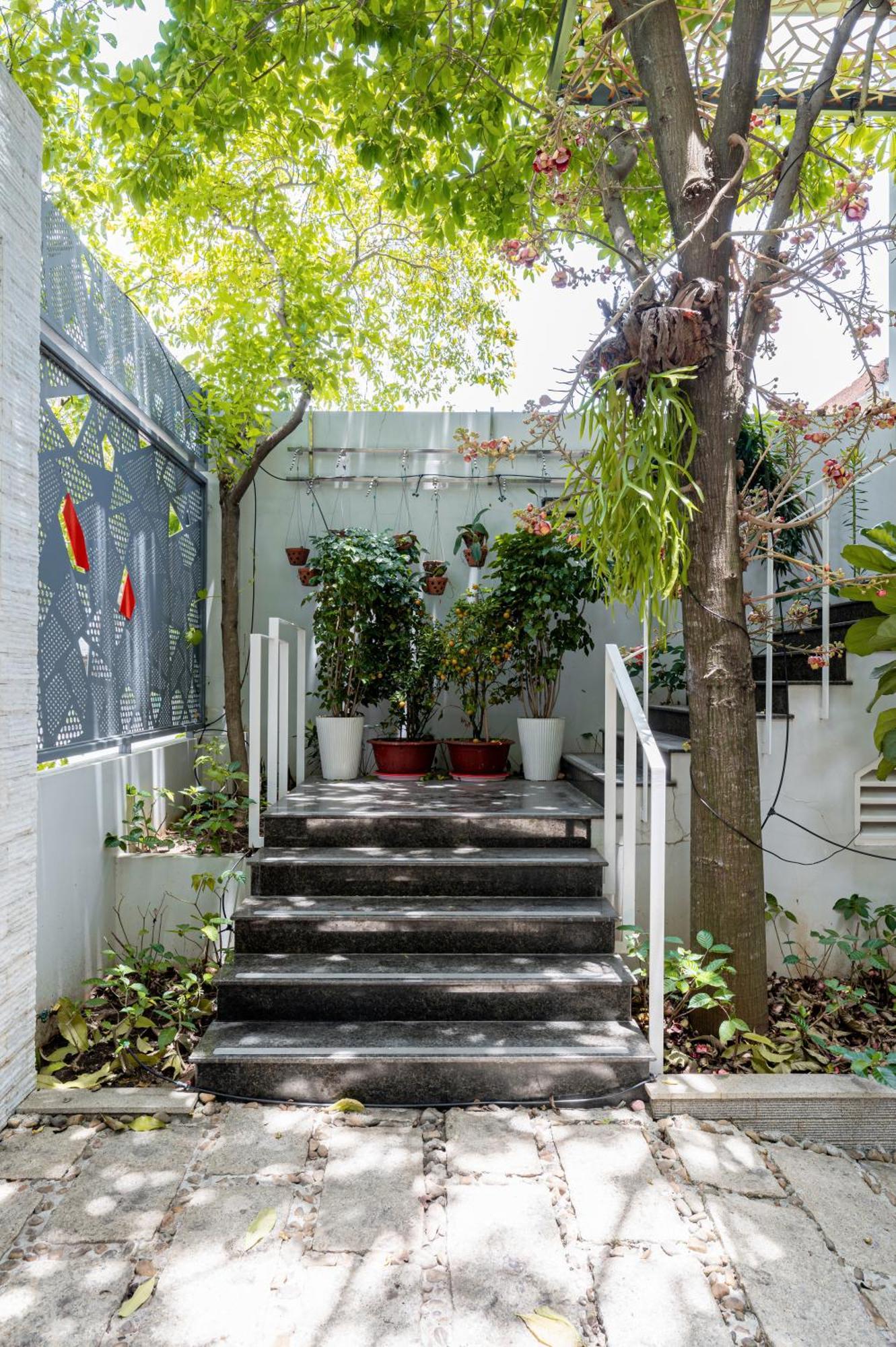 Villa Thao Dien Serenity