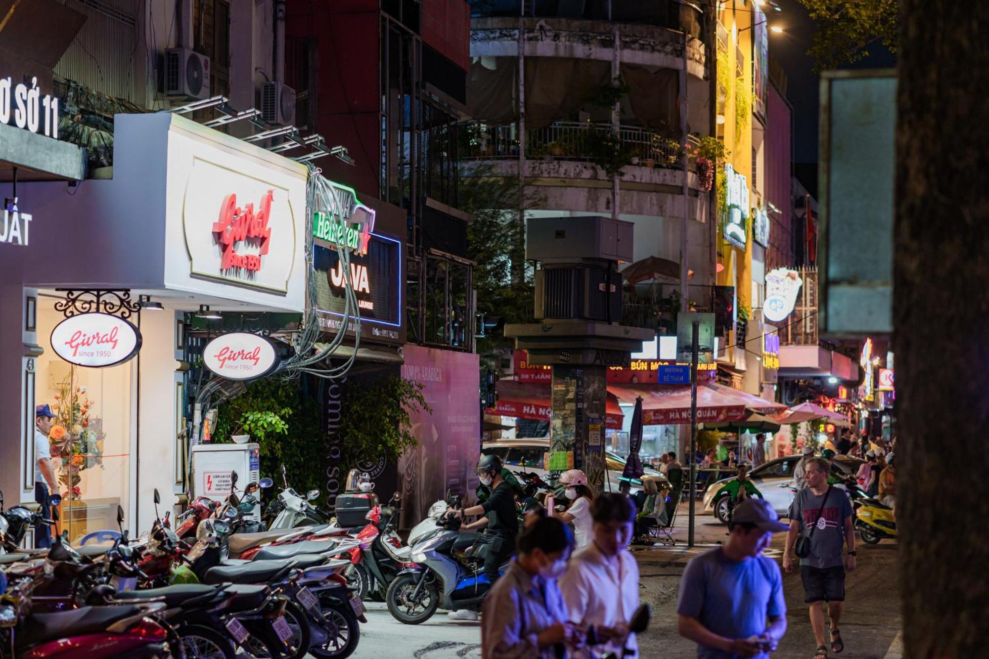 Entire 5-6brs House In Saigon Centre Holiday home Ho Chi Minh City