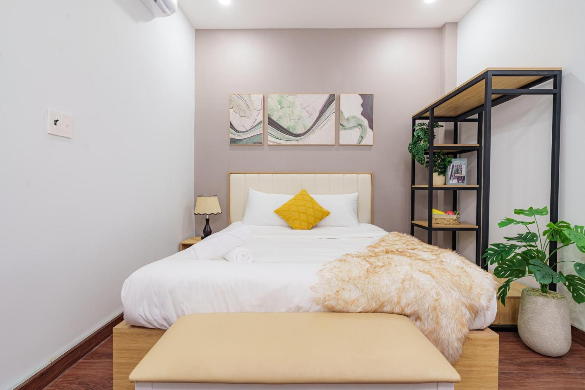 Holiday home Entire 5-6brs House In Saigon Centre