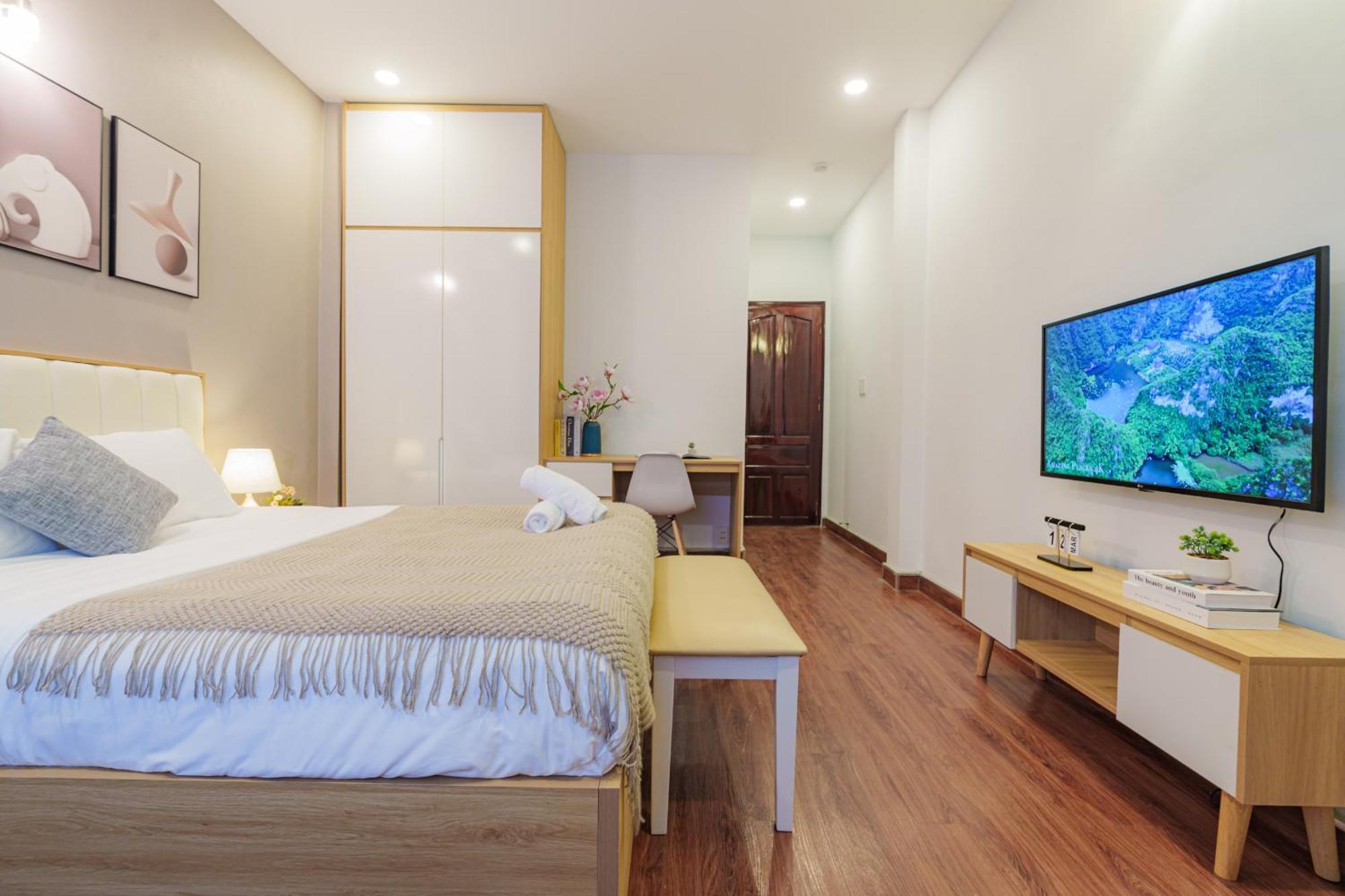 Holiday home Entire 5-6brs House In Saigon Centre *