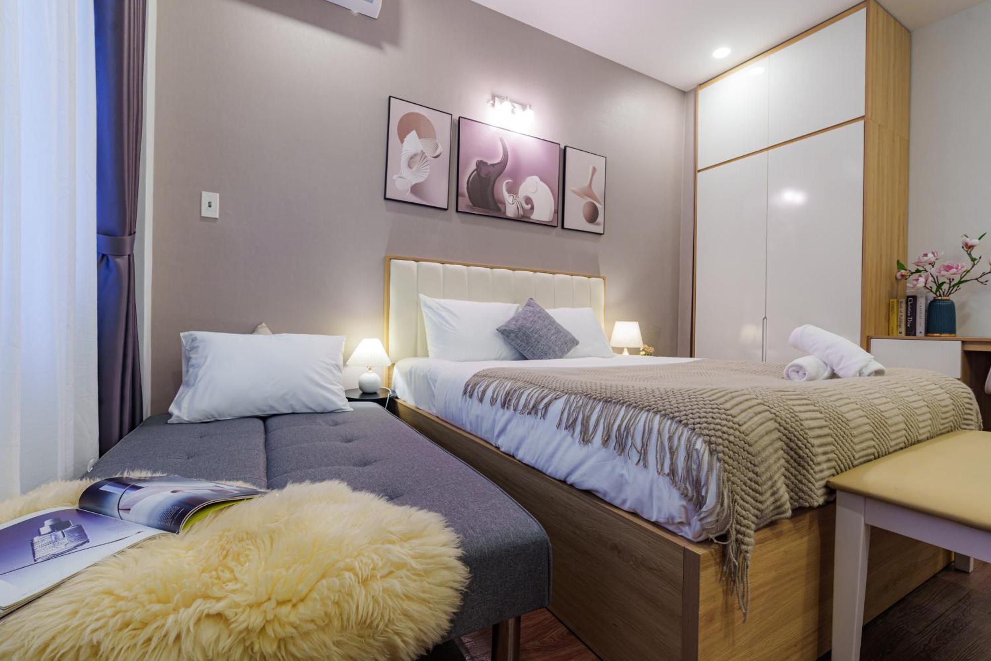 Entire 5-6brs House In Saigon Centre *