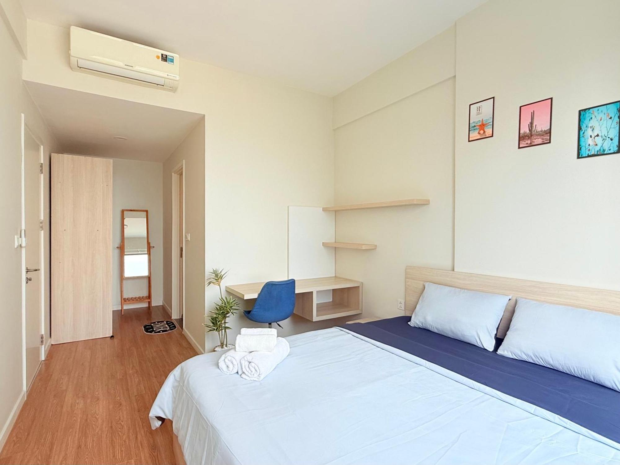 Apartment 2 Bedroom River View Gym &pool At Masteri An Phu
