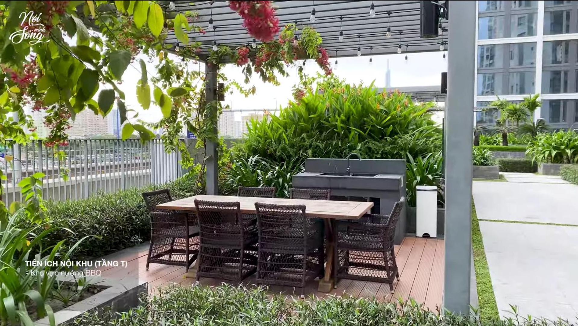 2 Bedroom River View Gym &pool At Masteri An Phu Ho Chi Minh City