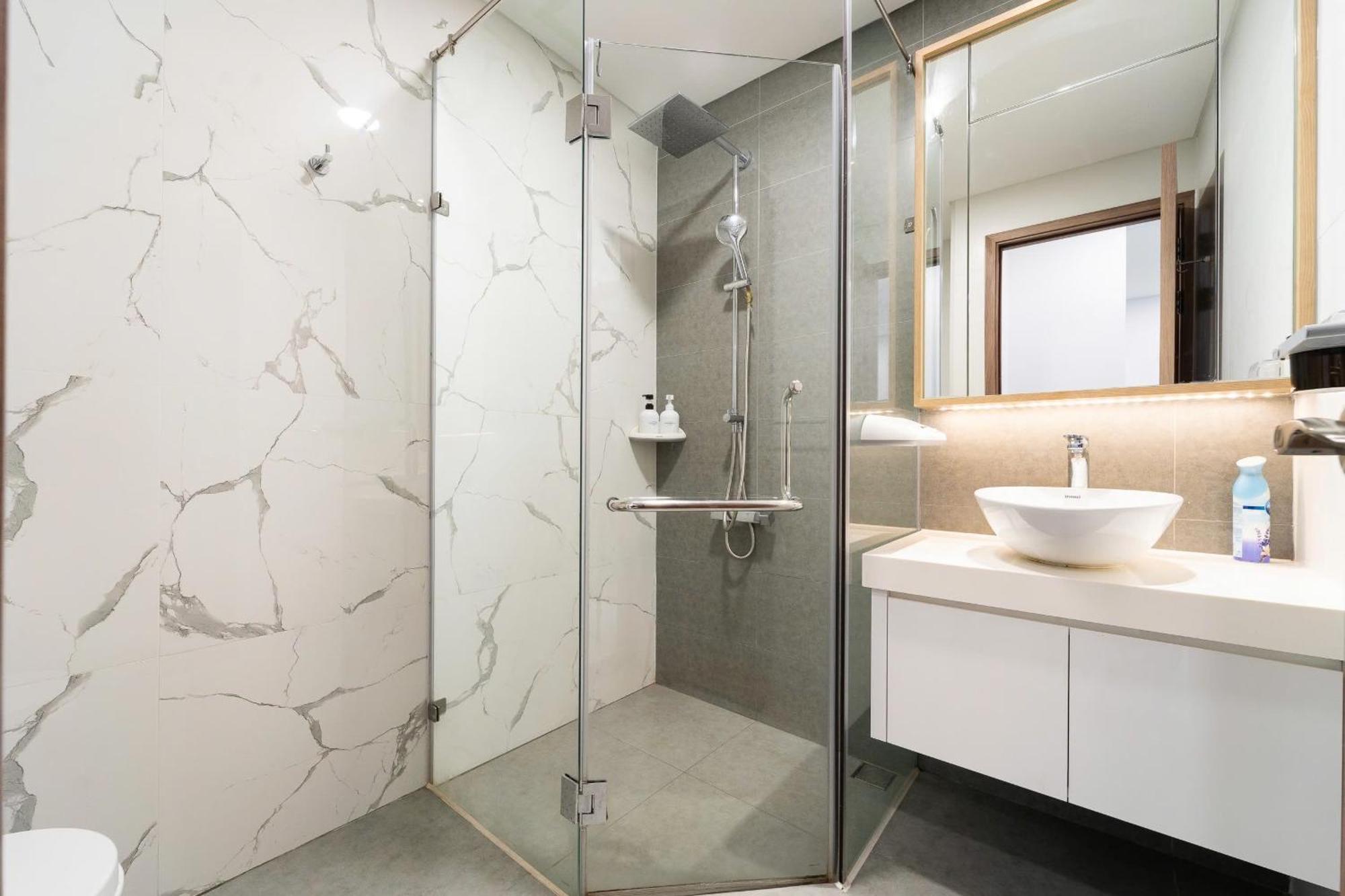 Apartment Sunwah Pearl Ho Chi Minh City