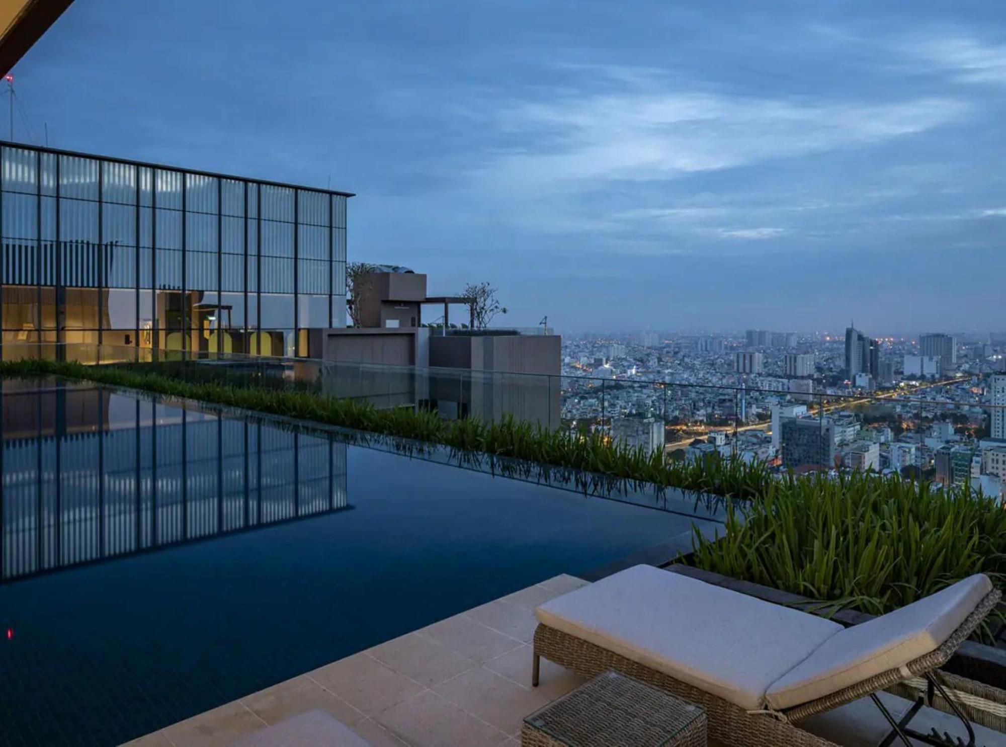 The Marq Luxe Saigon Apartment *