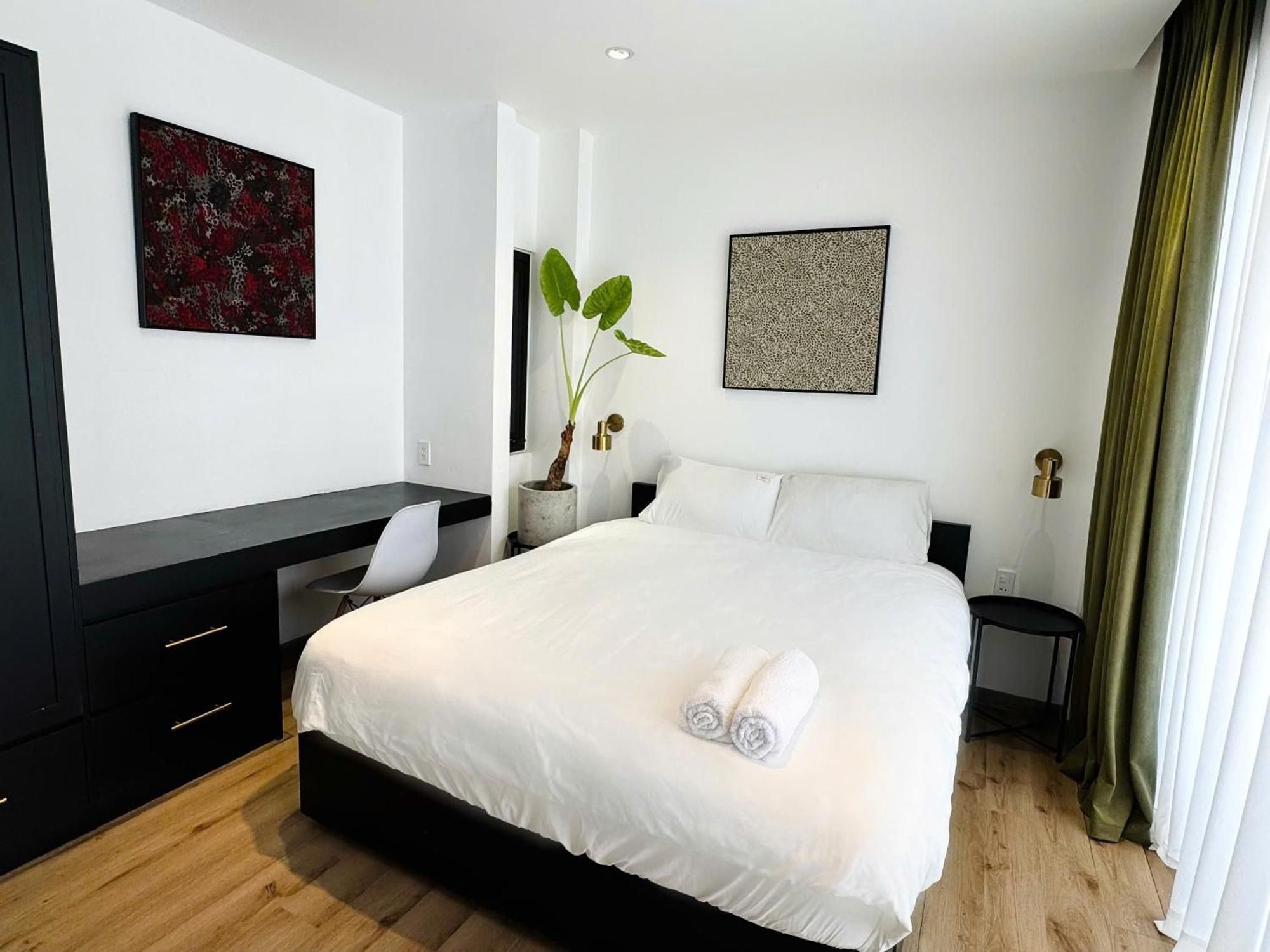 Noma Living - With Working Space For Nomad Apartment *
