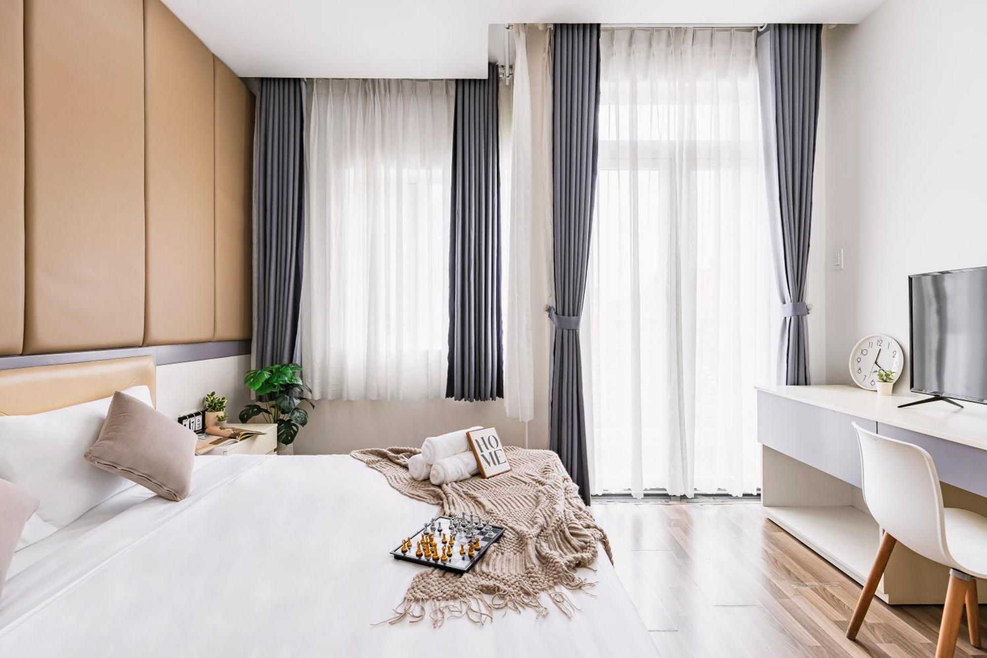 Holiday home Entire 5-6brs House In Saigon Centre