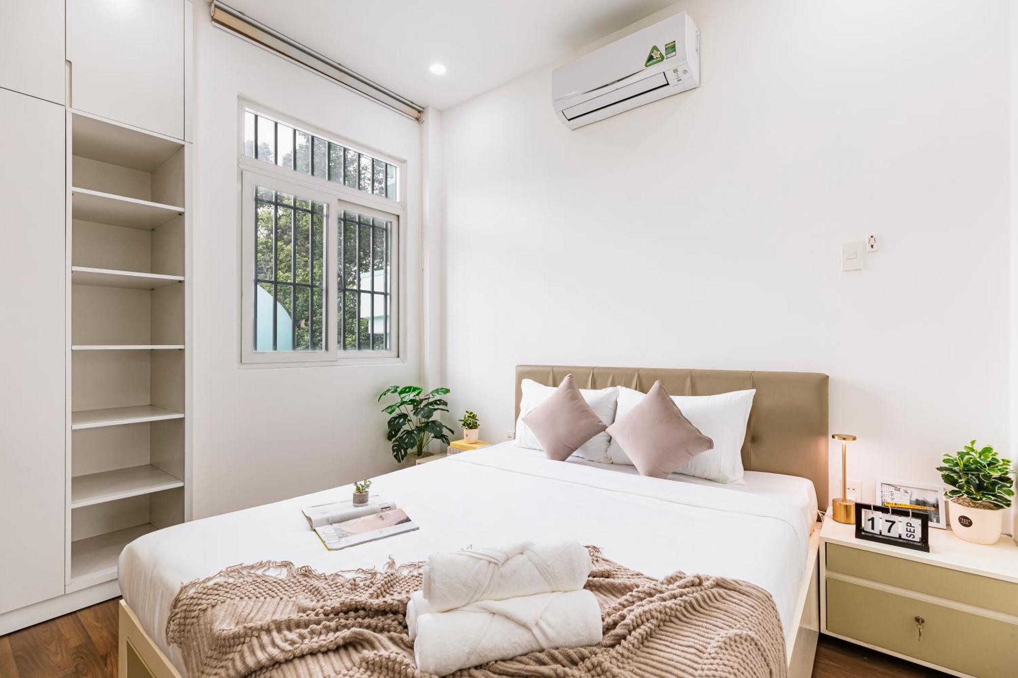 Entire 5-6brs House In Saigon Centre