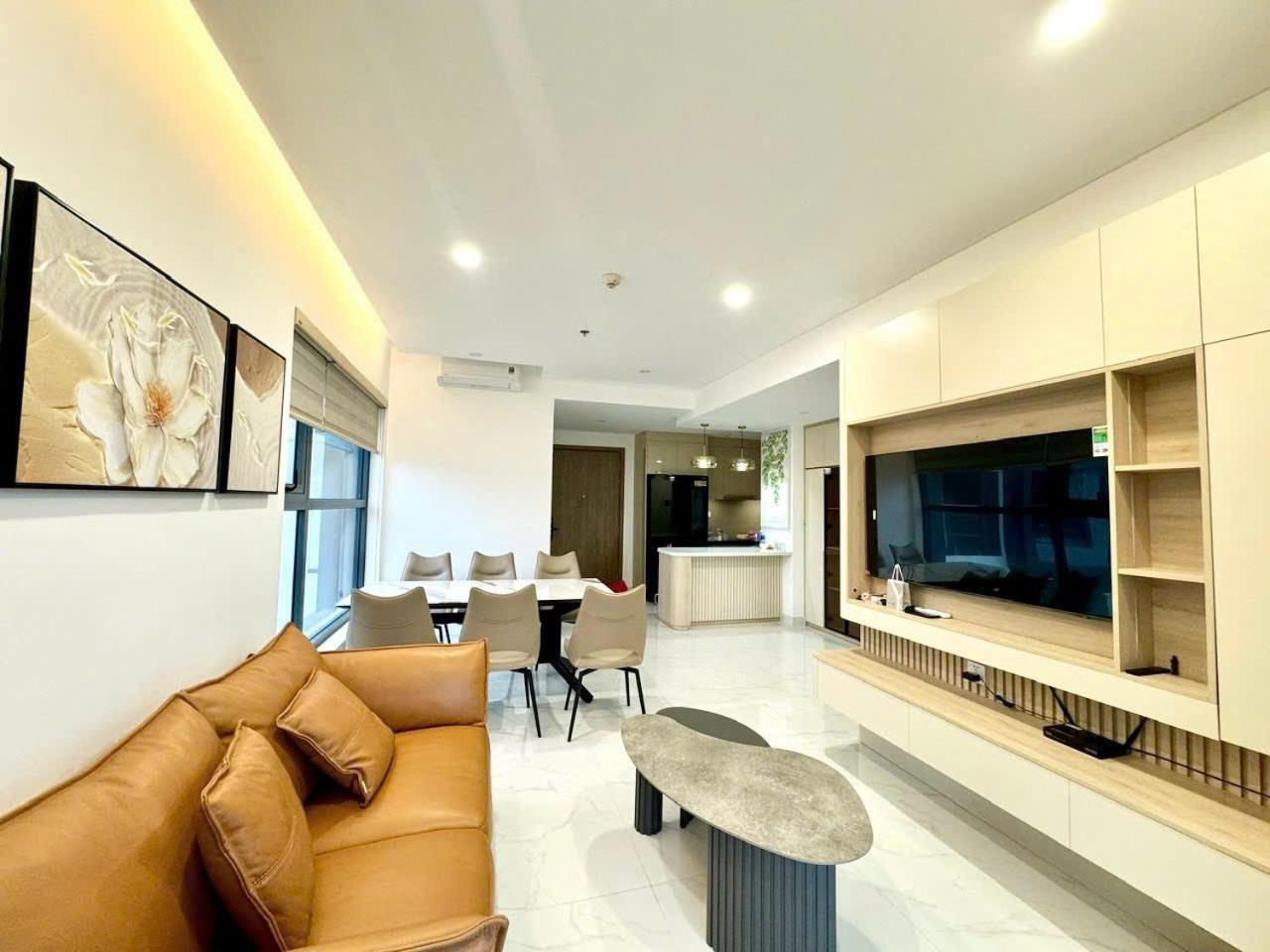 Nha Cua Celadon Tan Phu - Aeon Mall * Ho Chi Minh City