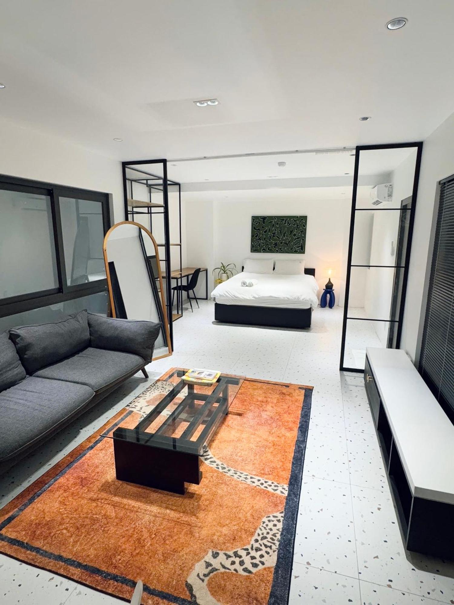 Apartment Noma Living - With Working Space For Nomad *