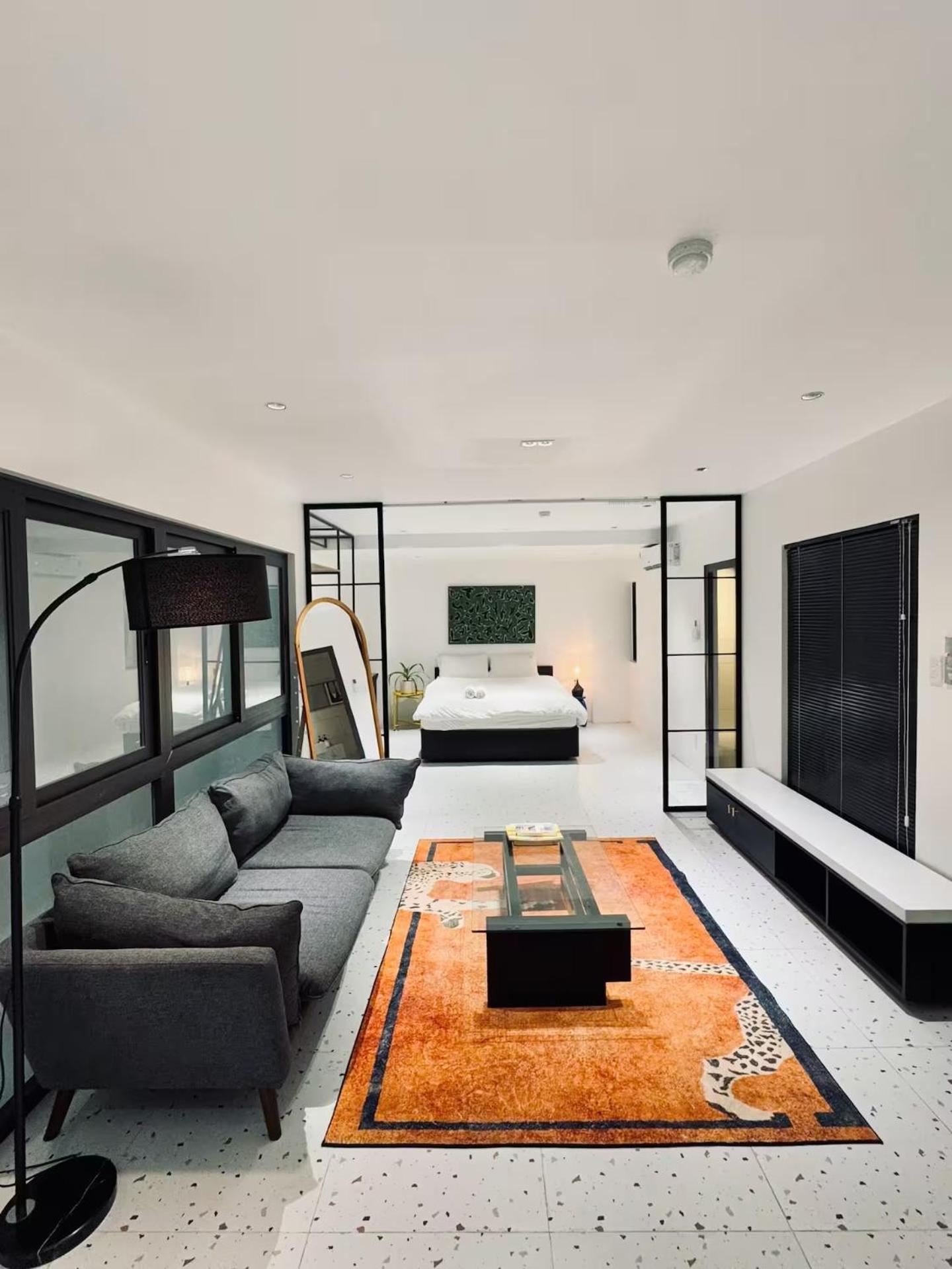Noma Living - With Working Space For Nomad Apartment