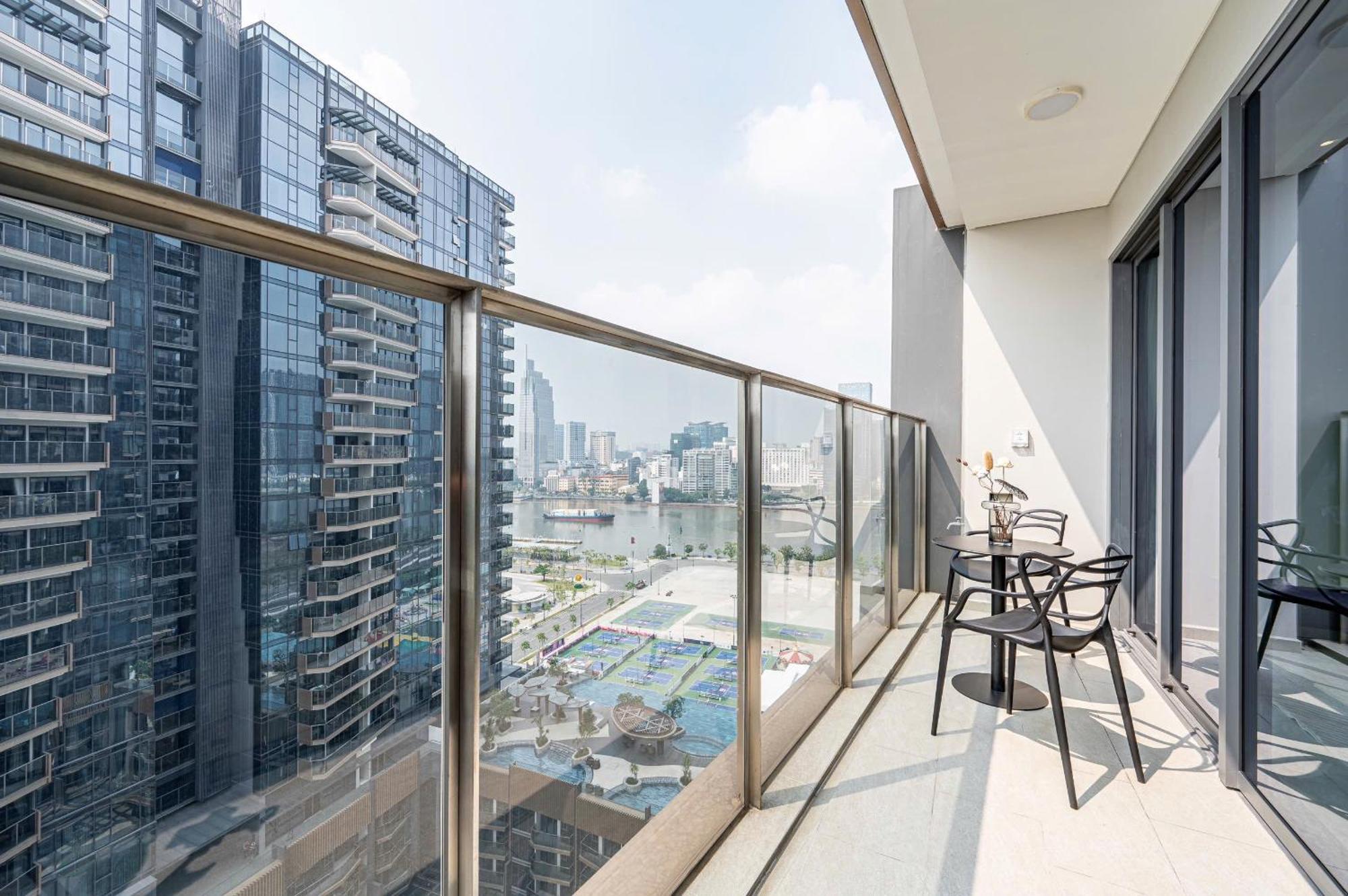 Apartment Metropole Thu Thiem Luxury By Bevista *