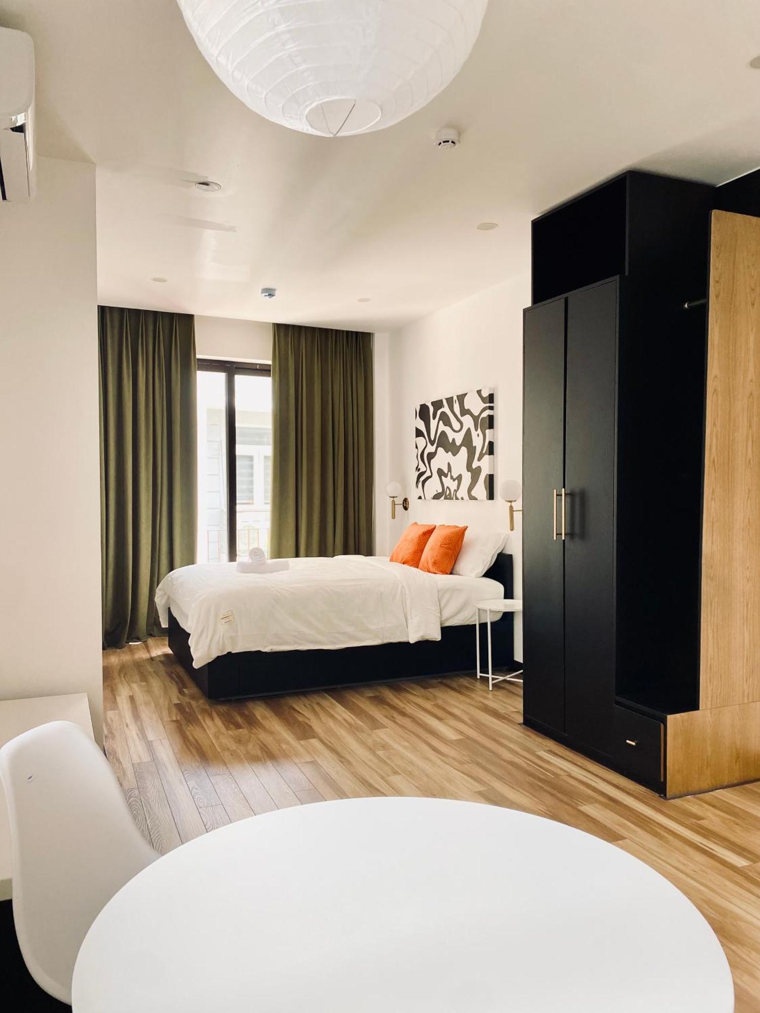 Noma Living - With Working Space For Nomad * Ho Chi Minh City