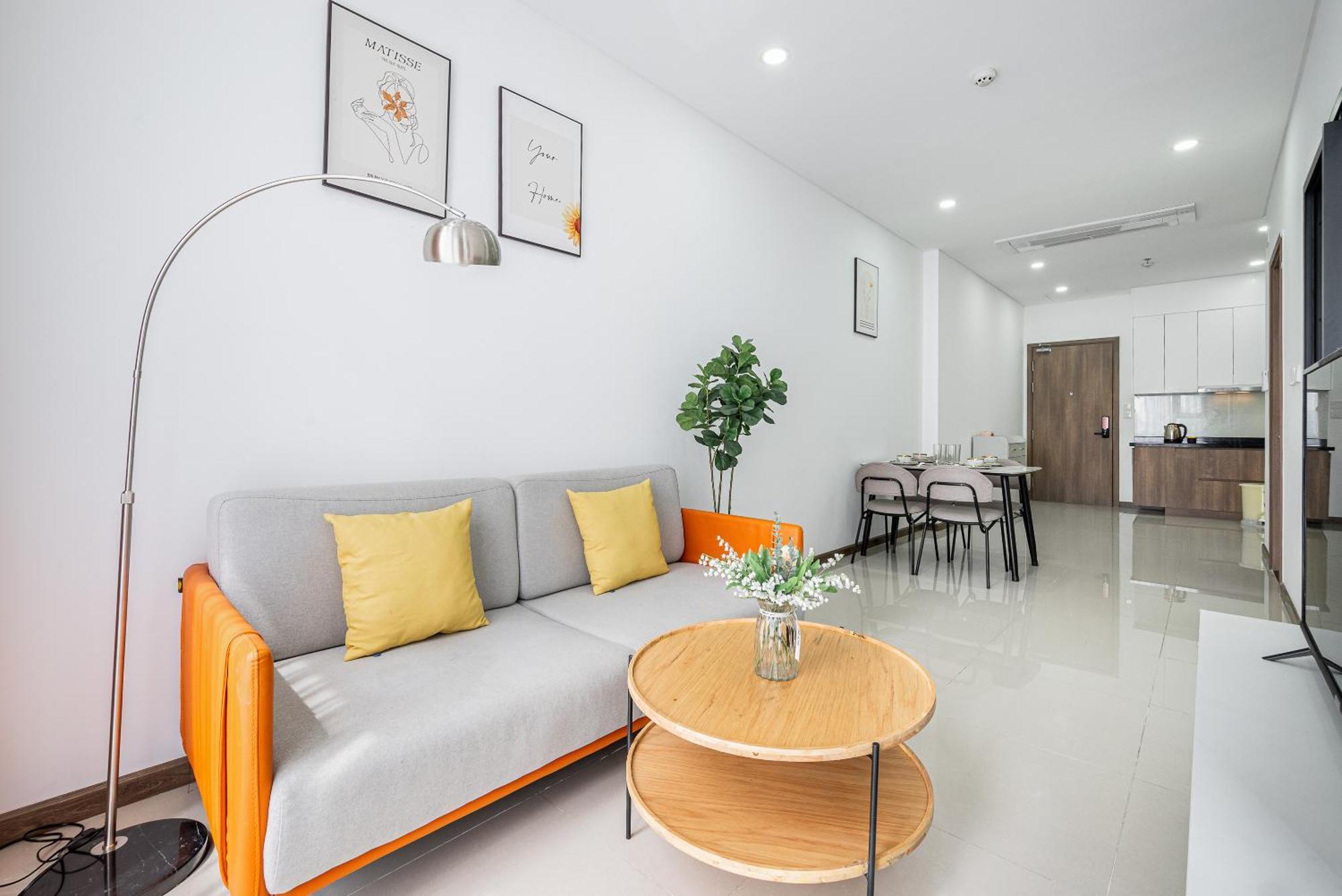 Opal Tower Saigon Pearl *