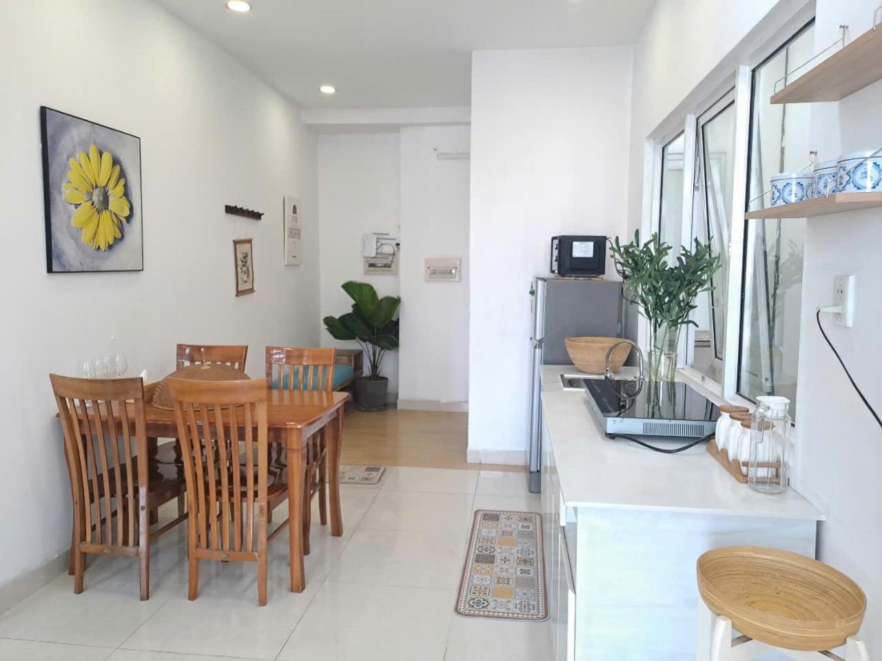 Saigon Peacehome With Balcony , Tan Dinh Ward, Dist 1 Apartment