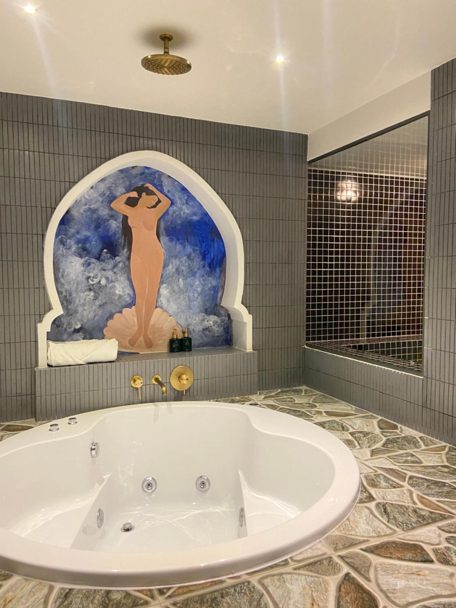 Dazi Signature Hotel *