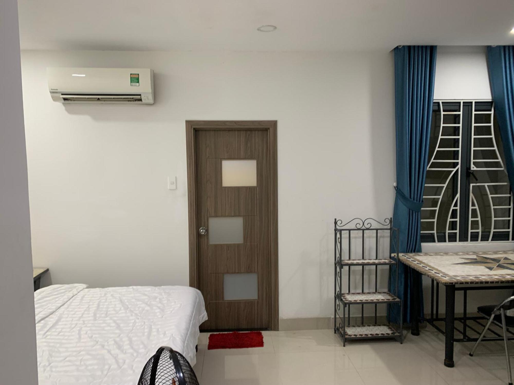Tutaco Double With Airy & Spacious Balcony Bed & Breakfast Ho Chi Minh City