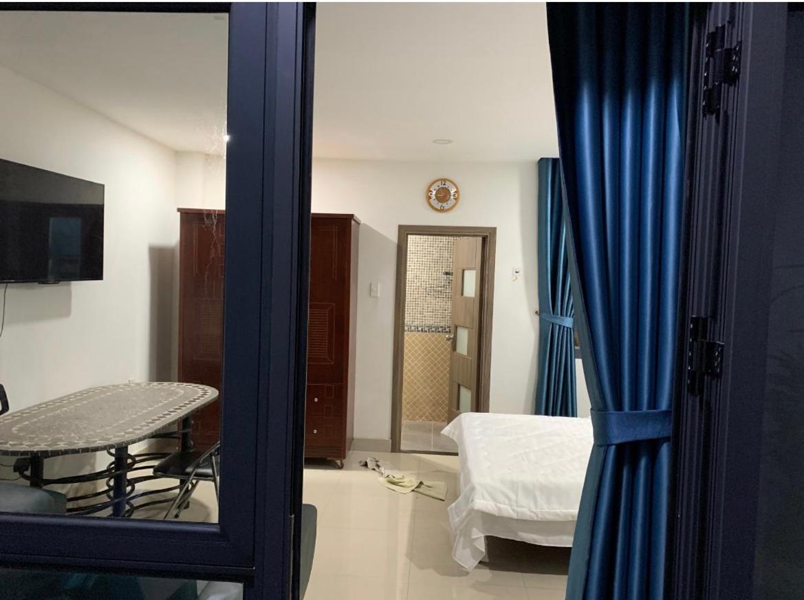Bed & Breakfast Tutaco Double With Airy & Spacious Balcony Ho Chi Minh City