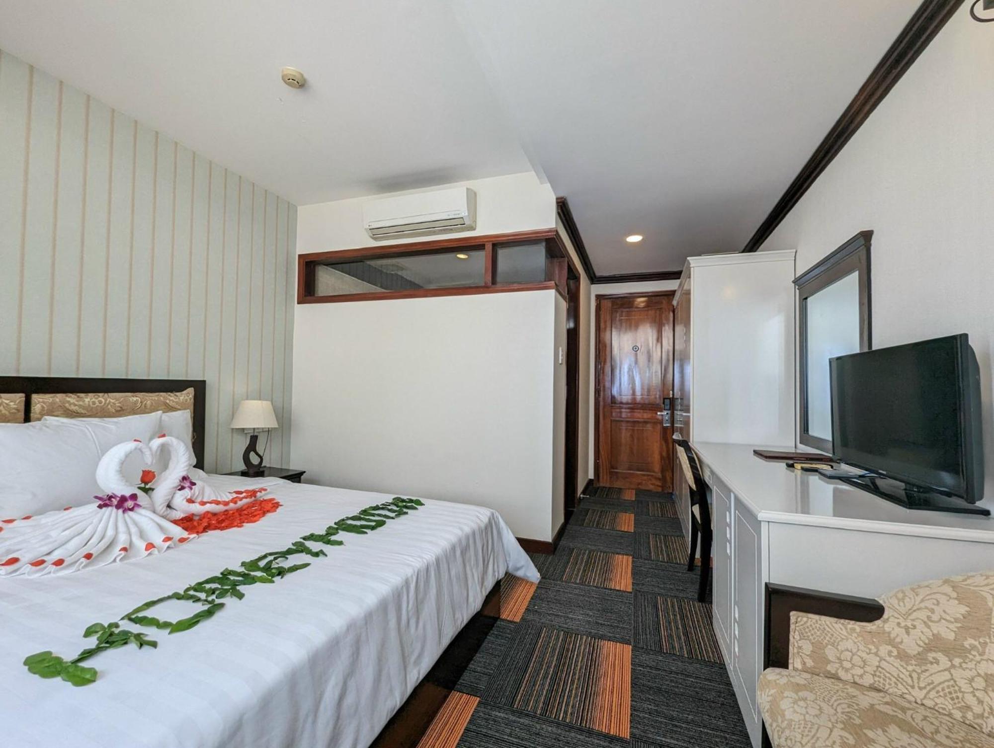 Dong Kinh 3* Ho Chi Minh City