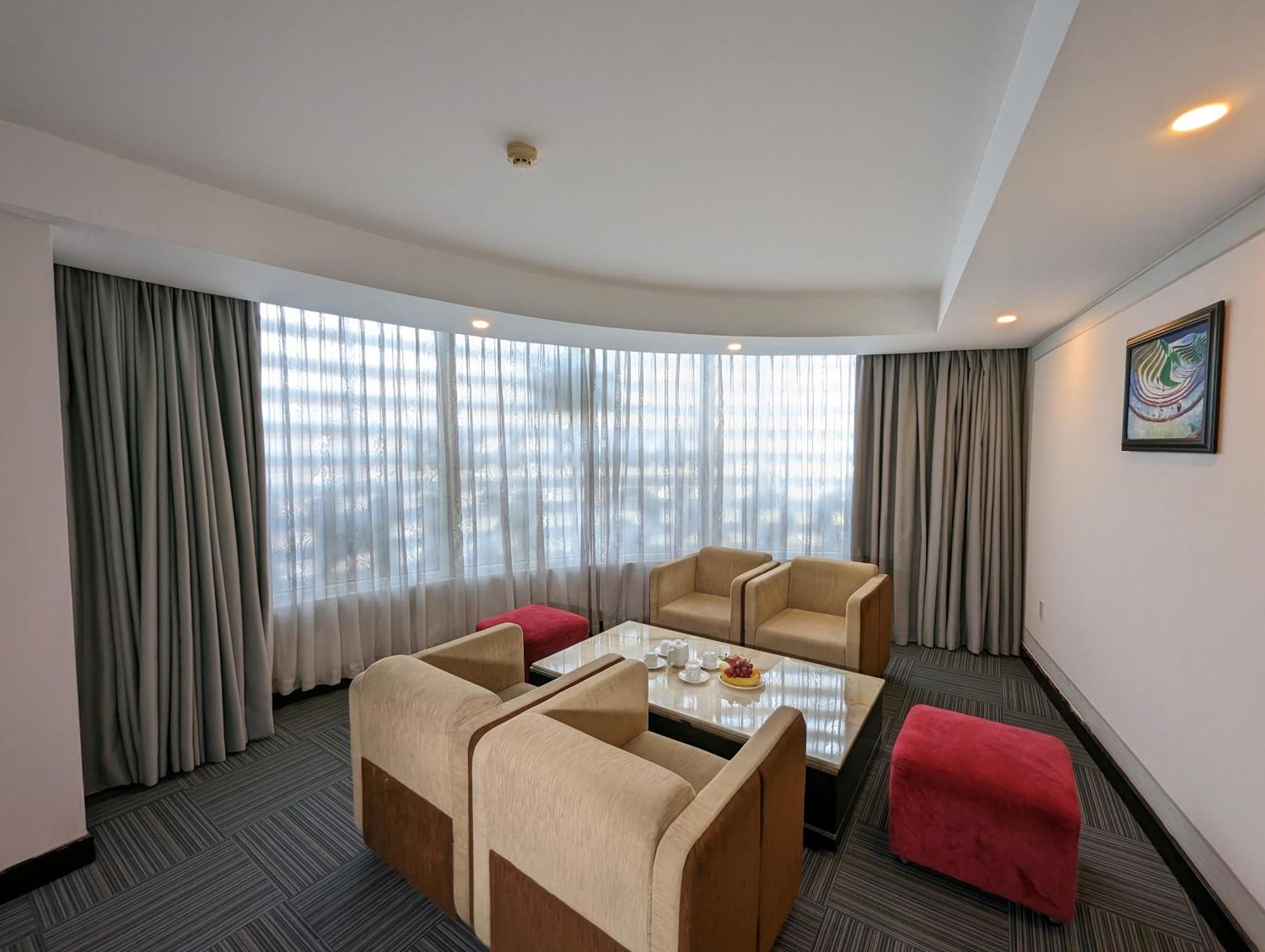 Hotel Dong Kinh