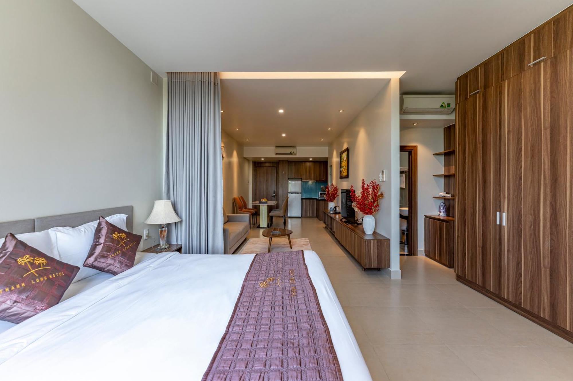 Thanh Long -