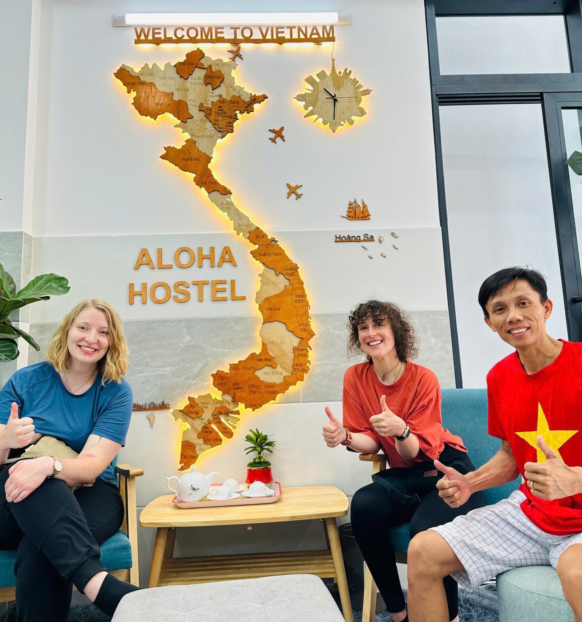 Aloha Saigon Premium By Local Travel Experts - Newly Opened, Less-touristy Location, Spacious Rooms, Glass Shower Bathroom, Free Breakfast & Walking Tour Hostel Ho Chi Minh City
