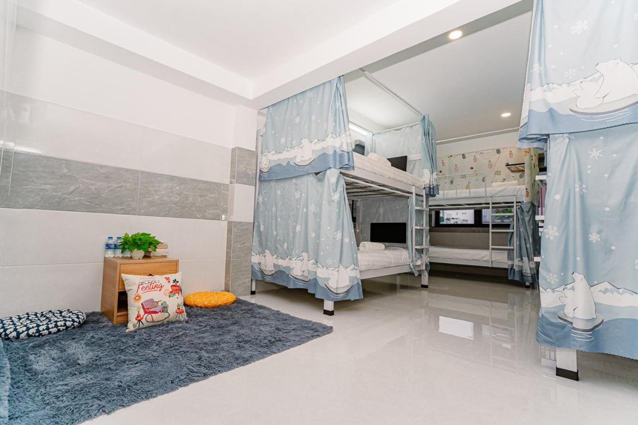 Aloha Saigon Premium By Local Travel Experts - Newly Opened, Less-touristy Location, Spacious Rooms, Glass Shower Bathroom, Free Breakfast & Walking Tour * Ho Chi Minh City